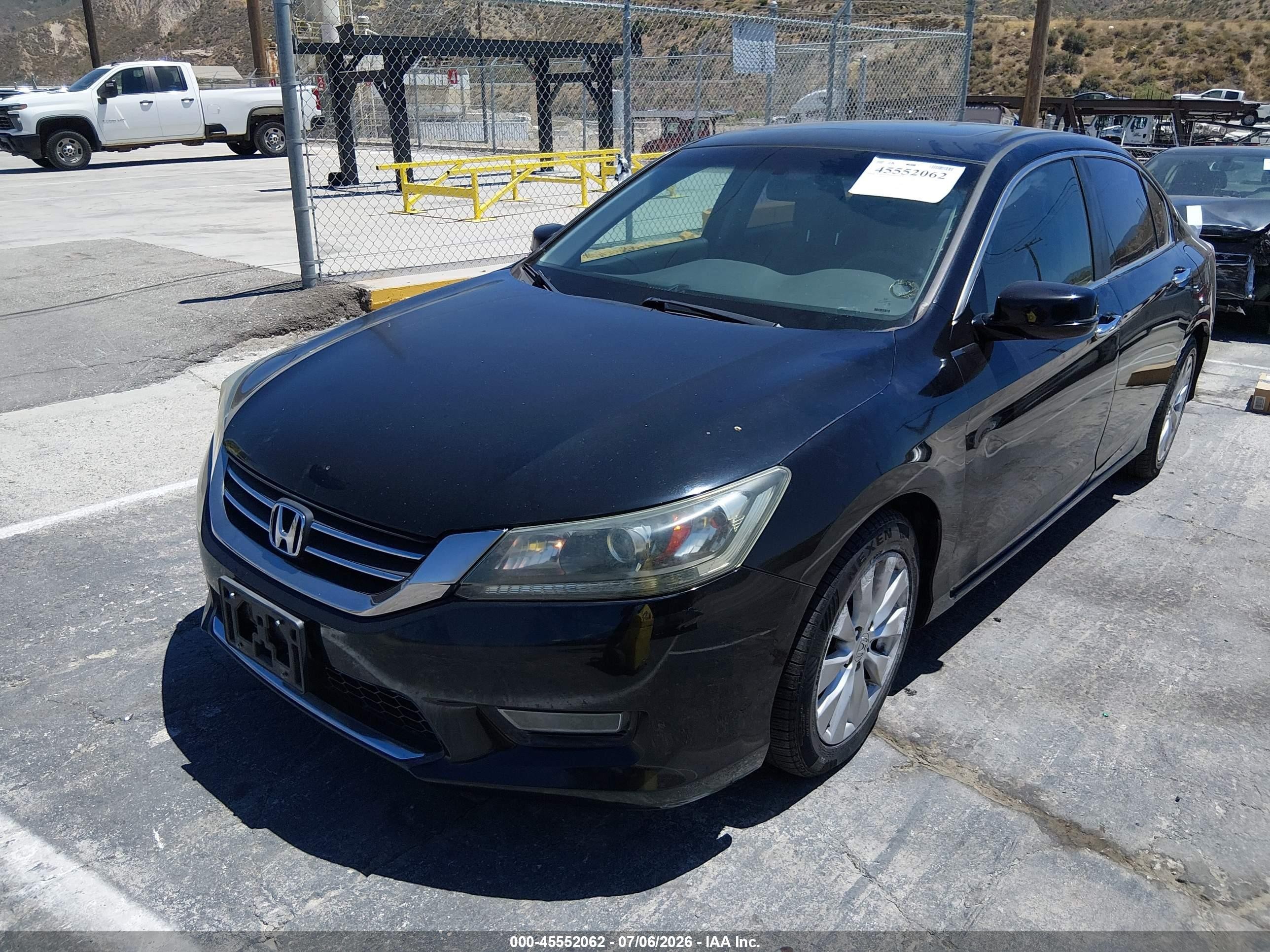 2013 Honda Accord Ex Черный vin: 1HGCR2F77DA032190