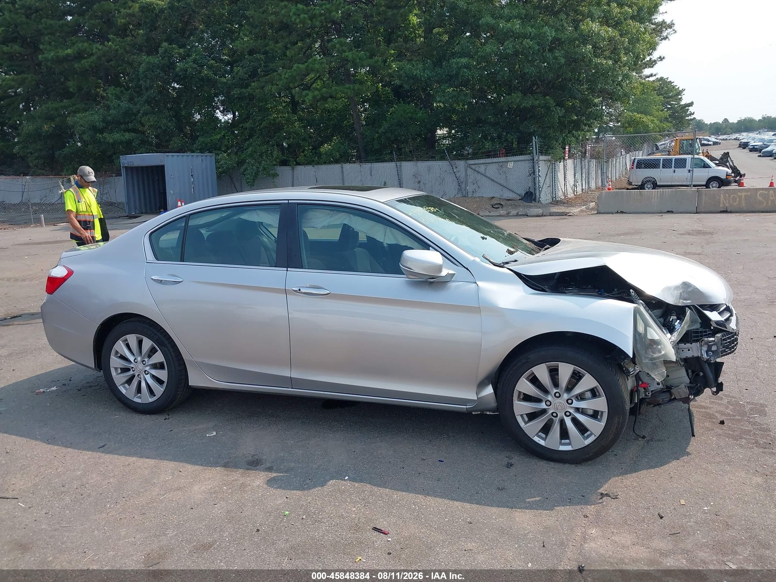 2013 Honda Accord Ex Silver vin: 1HGCR2F77DA177746
