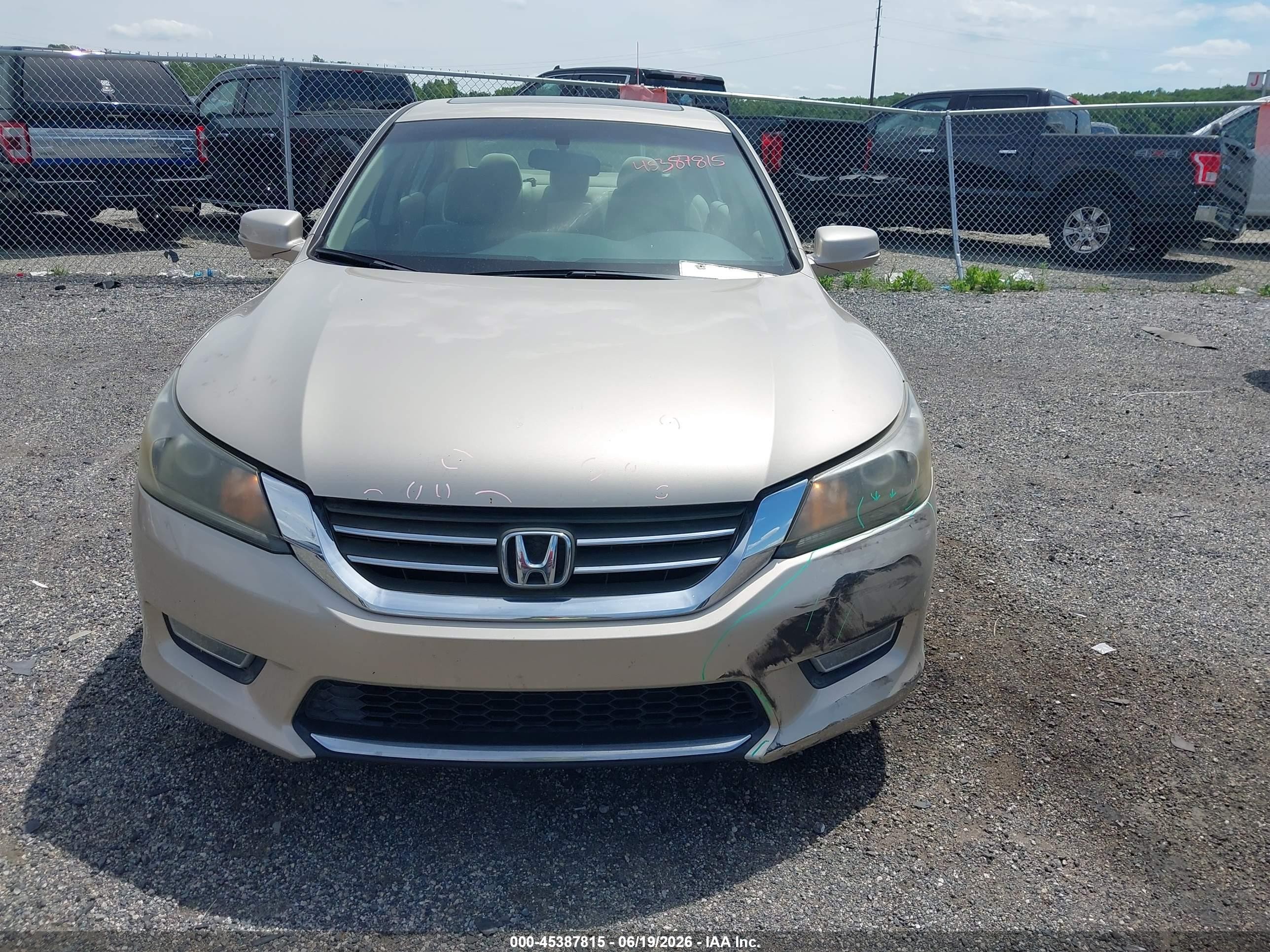 2013 Honda Accord Ex Gold vin: 1HGCR2F77DA272680
