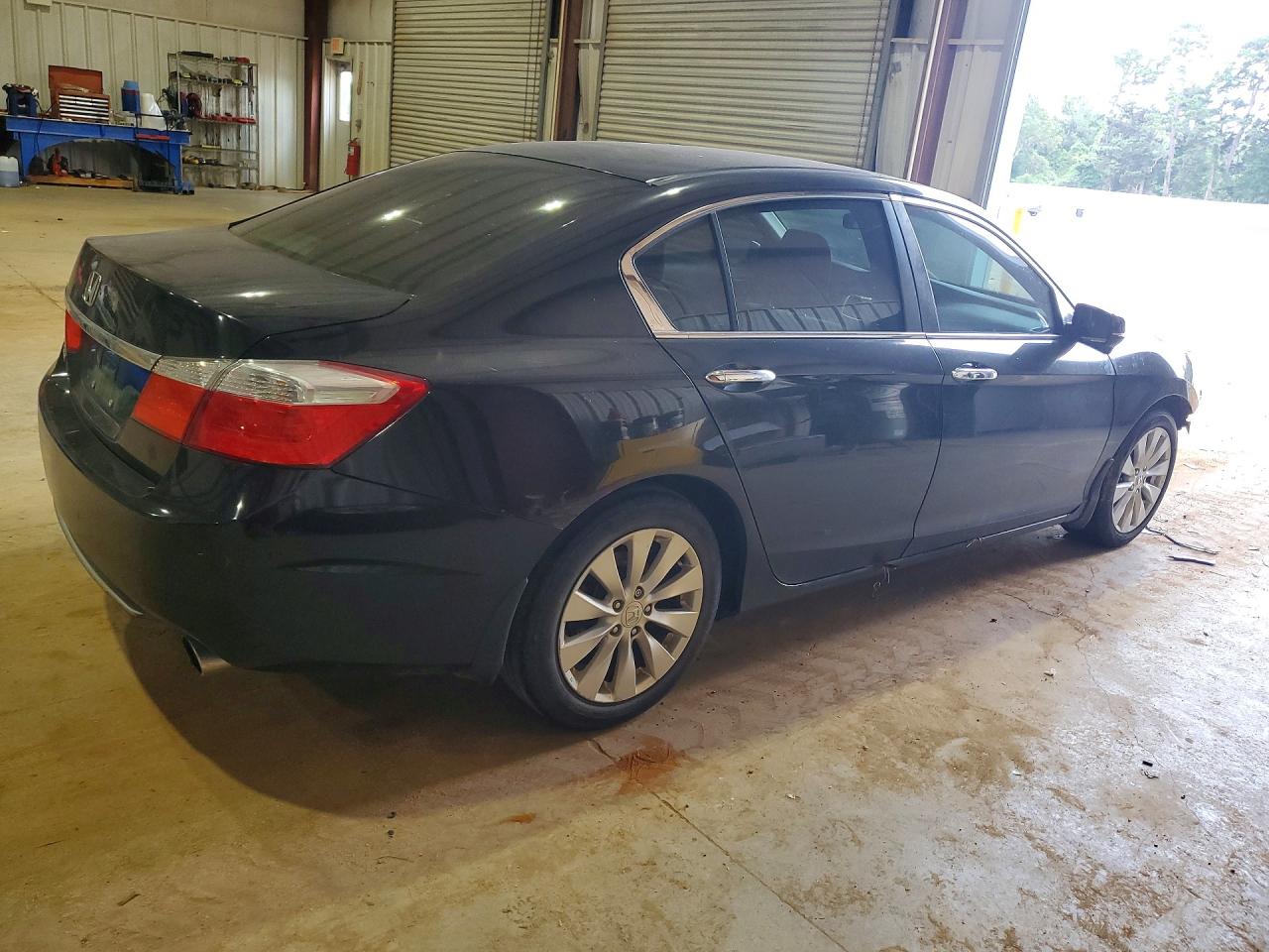 2014 Honda Accord Black vin: 1HGCR2F77EA055499