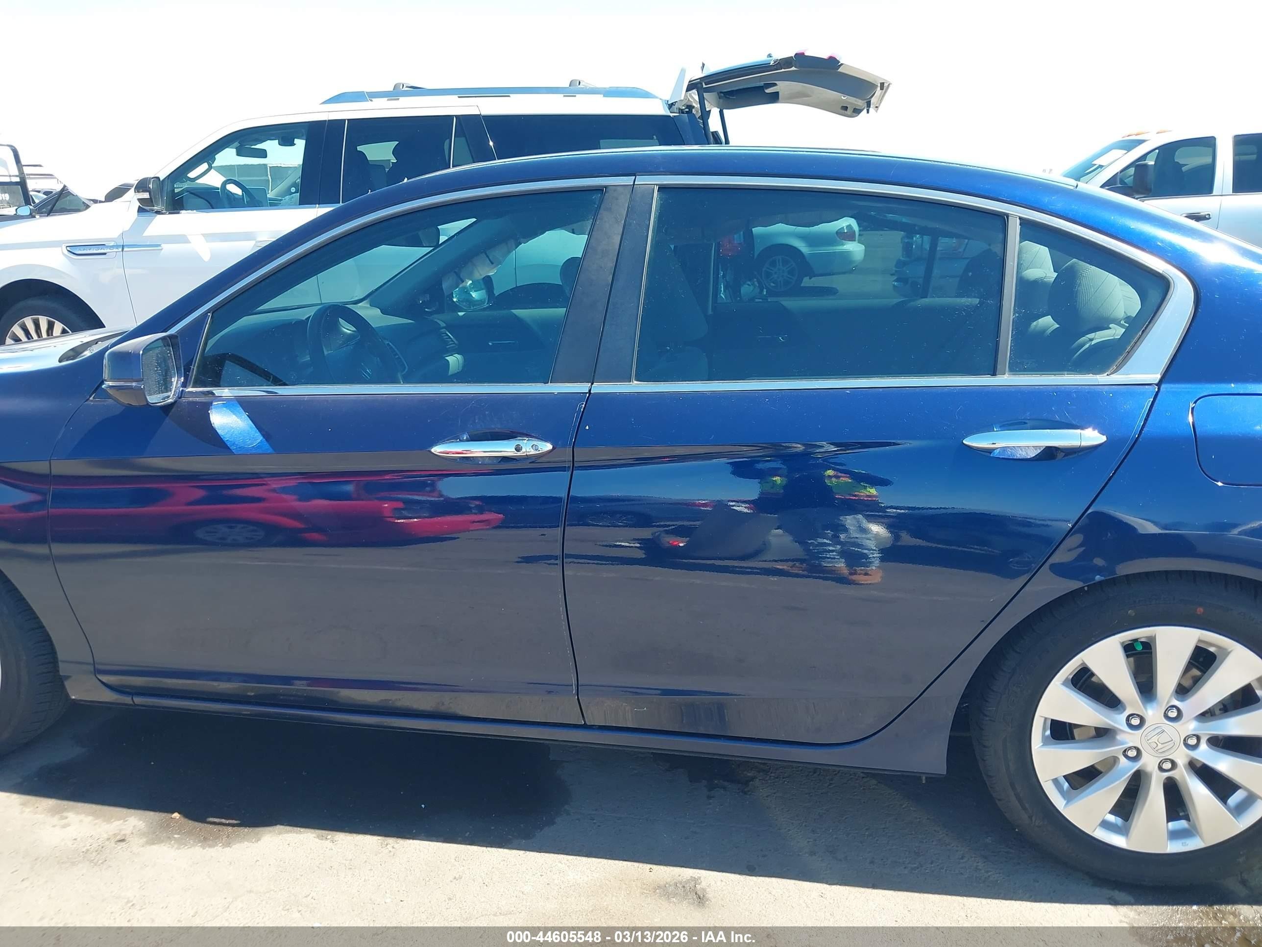 2015 Honda Accord Ex Blue vin: 1HGCR2F77FA245093