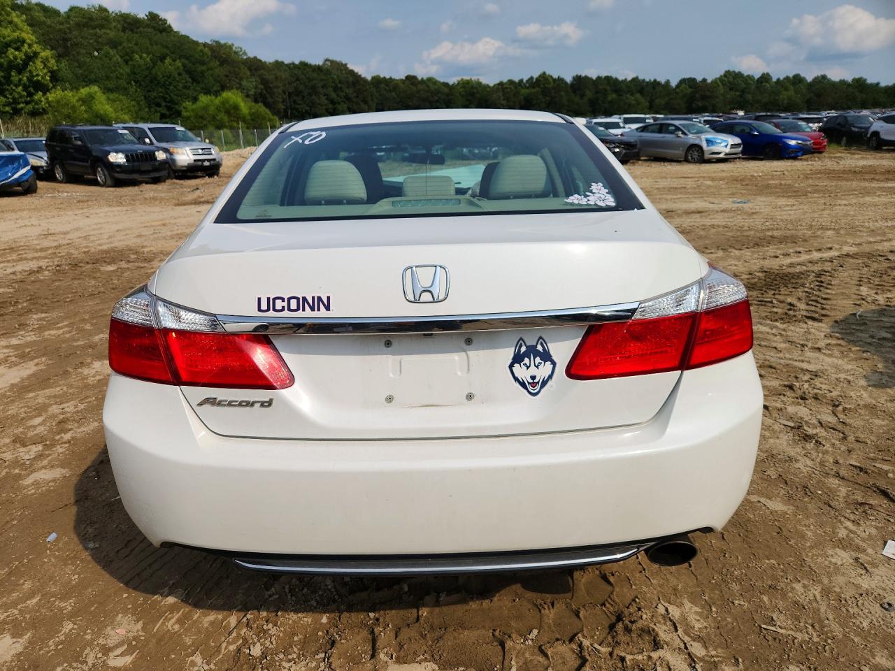 2015 Honda Accord Ex White vin: 1HGCR2F77FA256868