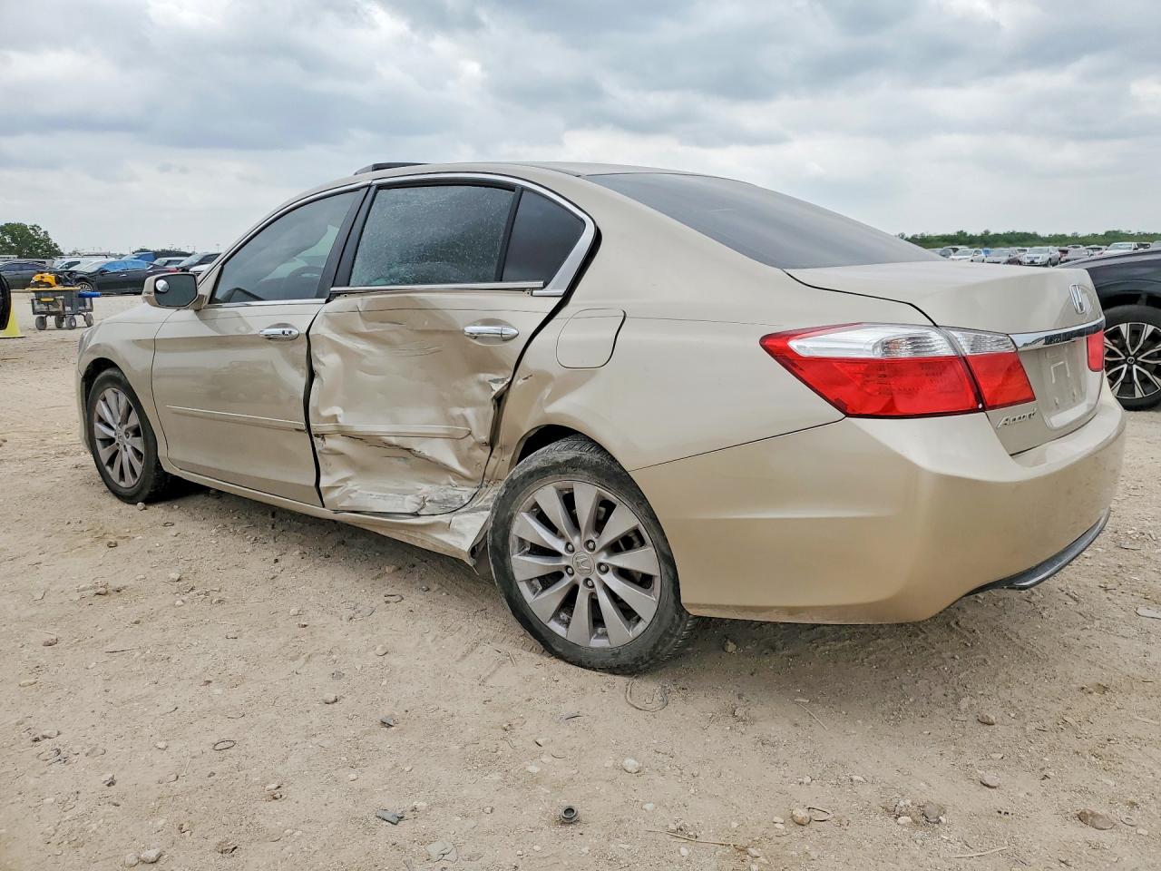2013 Honda Accord Ex Tan vin: 1HGCR2F78DA146988