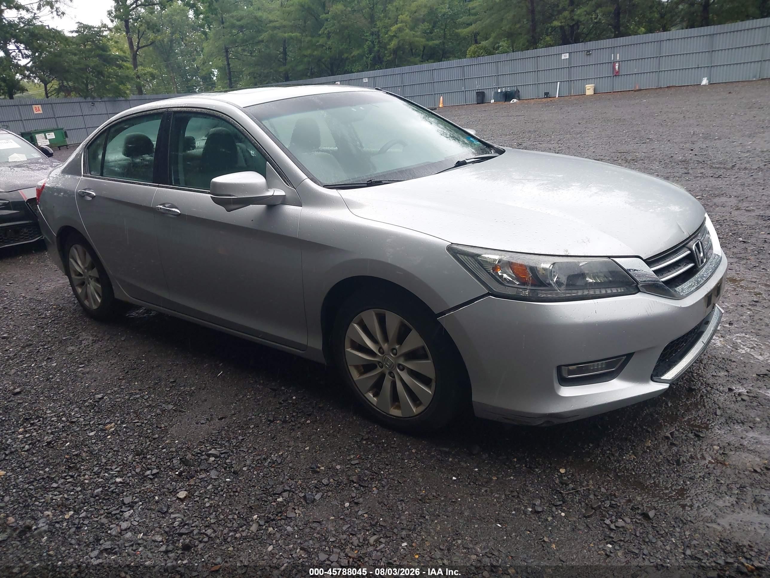 2013 Honda Accord Ex Silver vin: 1HGCR2F79DA051033