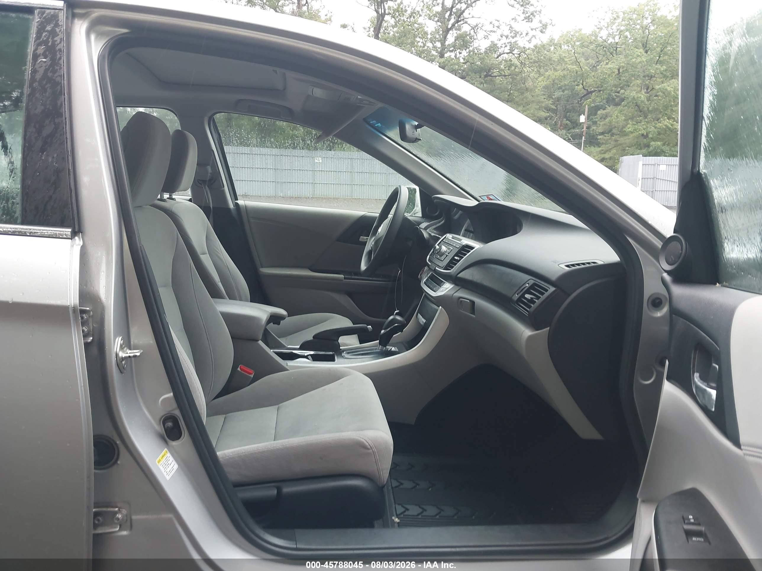 2013 Honda Accord Ex Silver vin: 1HGCR2F79DA051033