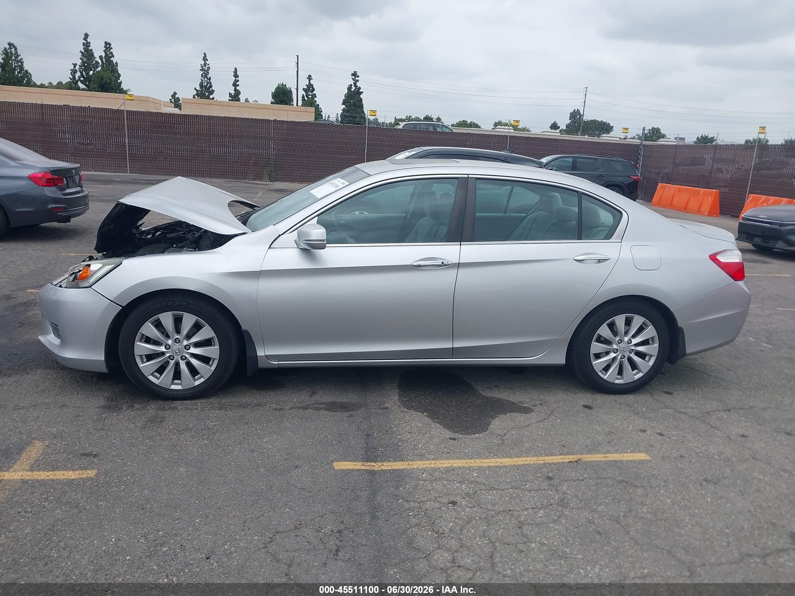 2013 Honda Accord Ex Silver vin: 1HGCR2F79DA108122