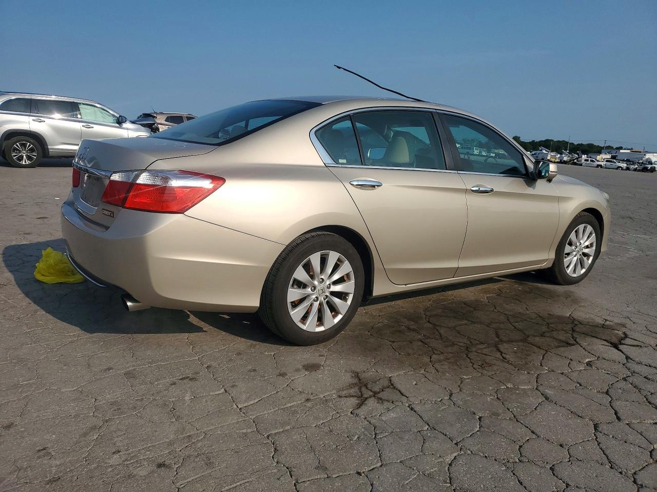 2015 Honda Accord Ex Beige vin: 1HGCR2F79FA147280