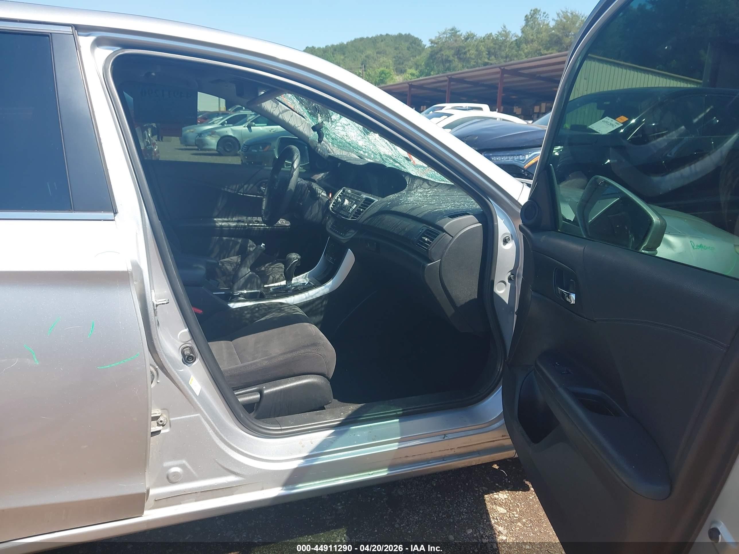 2015 Honda Accord Ex Silver vin: 1HGCR2F79FA178240
