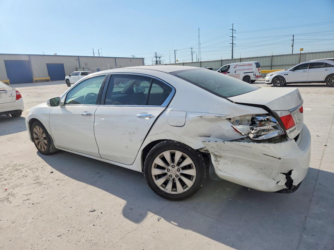 2015 Honda Accord Ex White vin: 1HGCR2F79FA213083