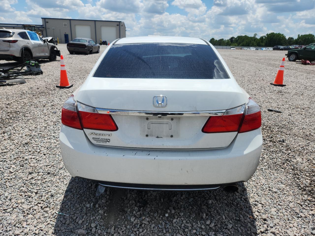 2015 Honda Accord Ex White vin: 1HGCR2F79FA250361
