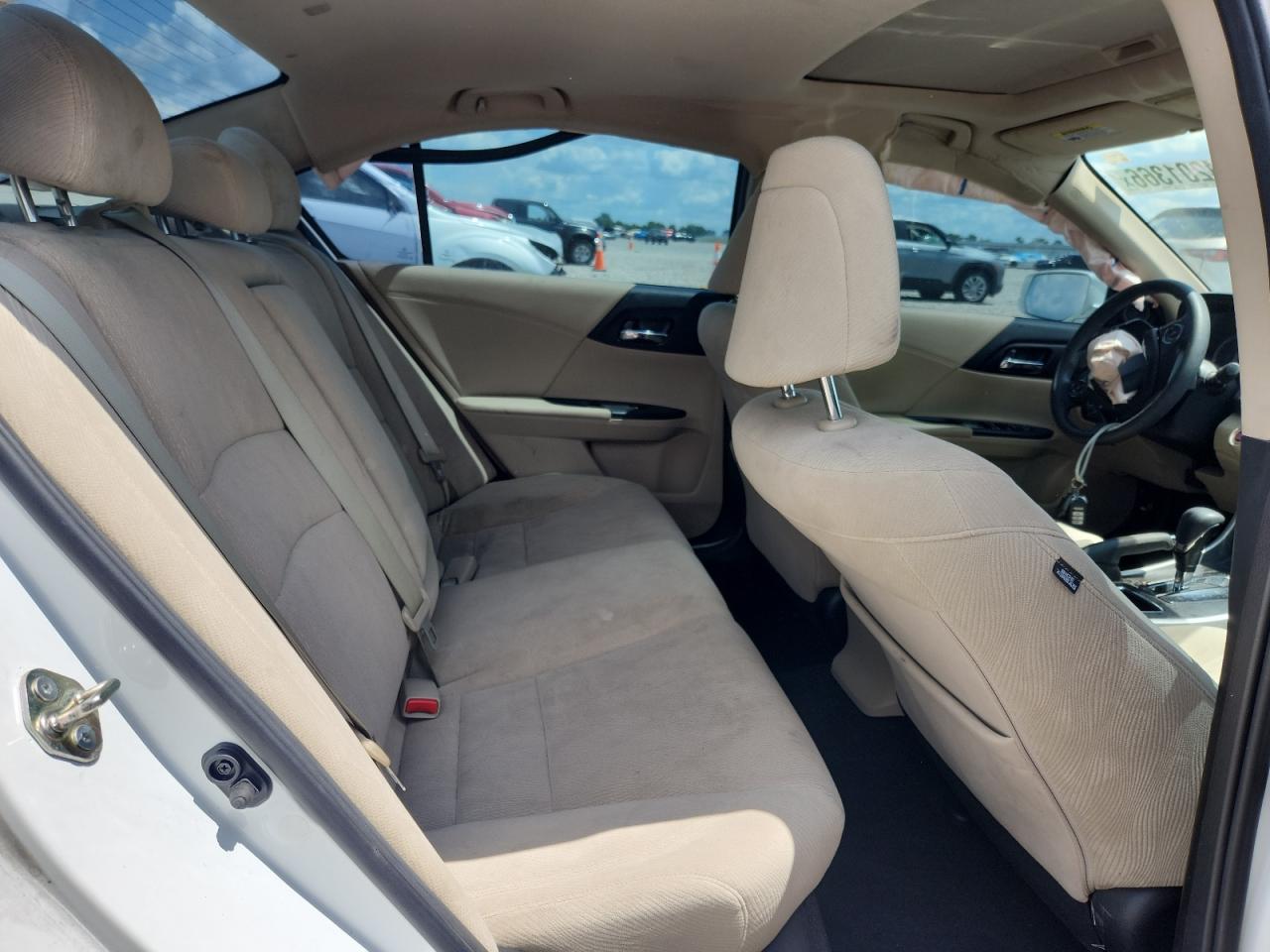 2015 Honda Accord Ex White vin: 1HGCR2F79FA250361