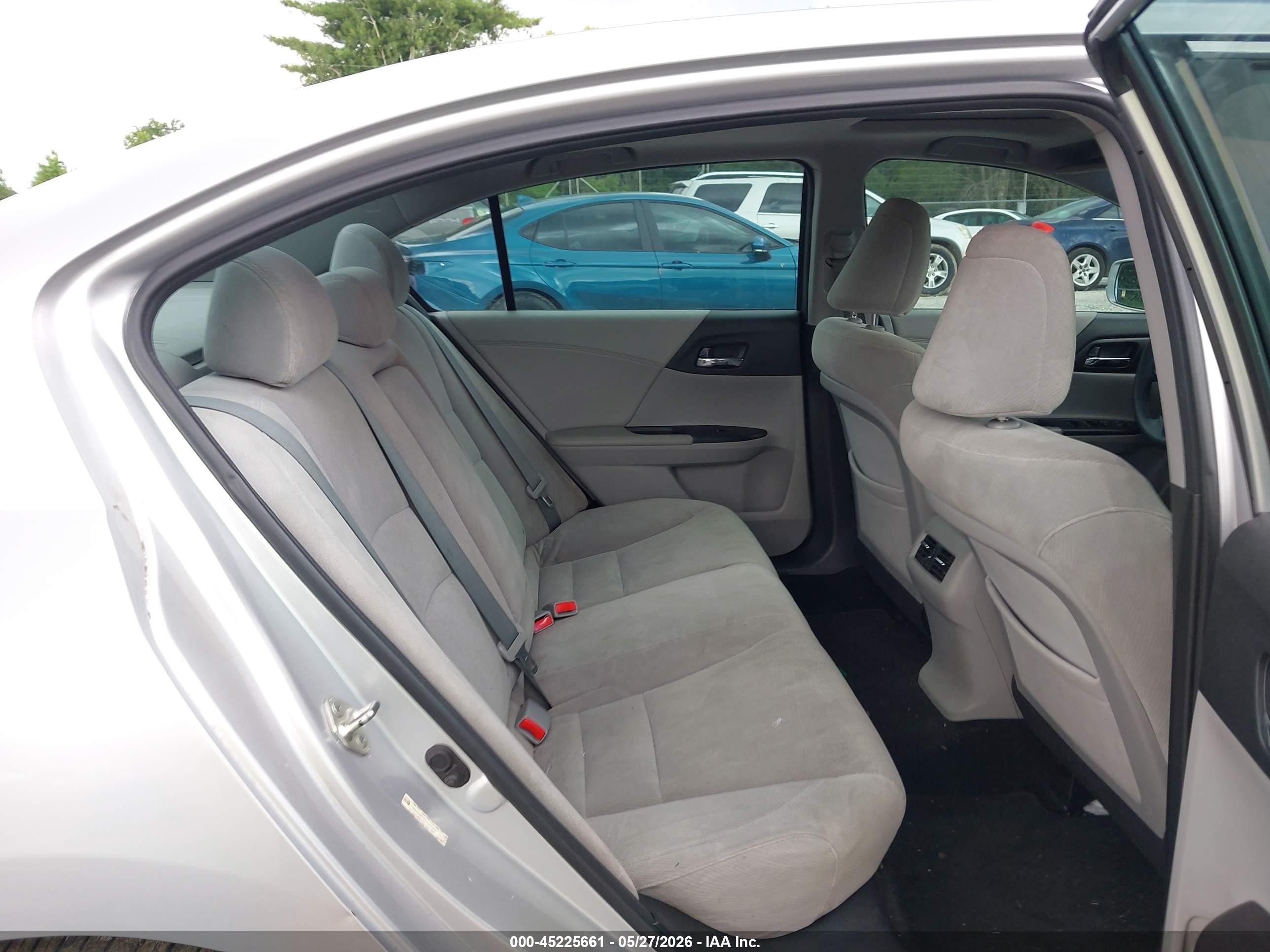 2013 Honda Accord Ex Silver vin: 1HGCR2F7XDA007381