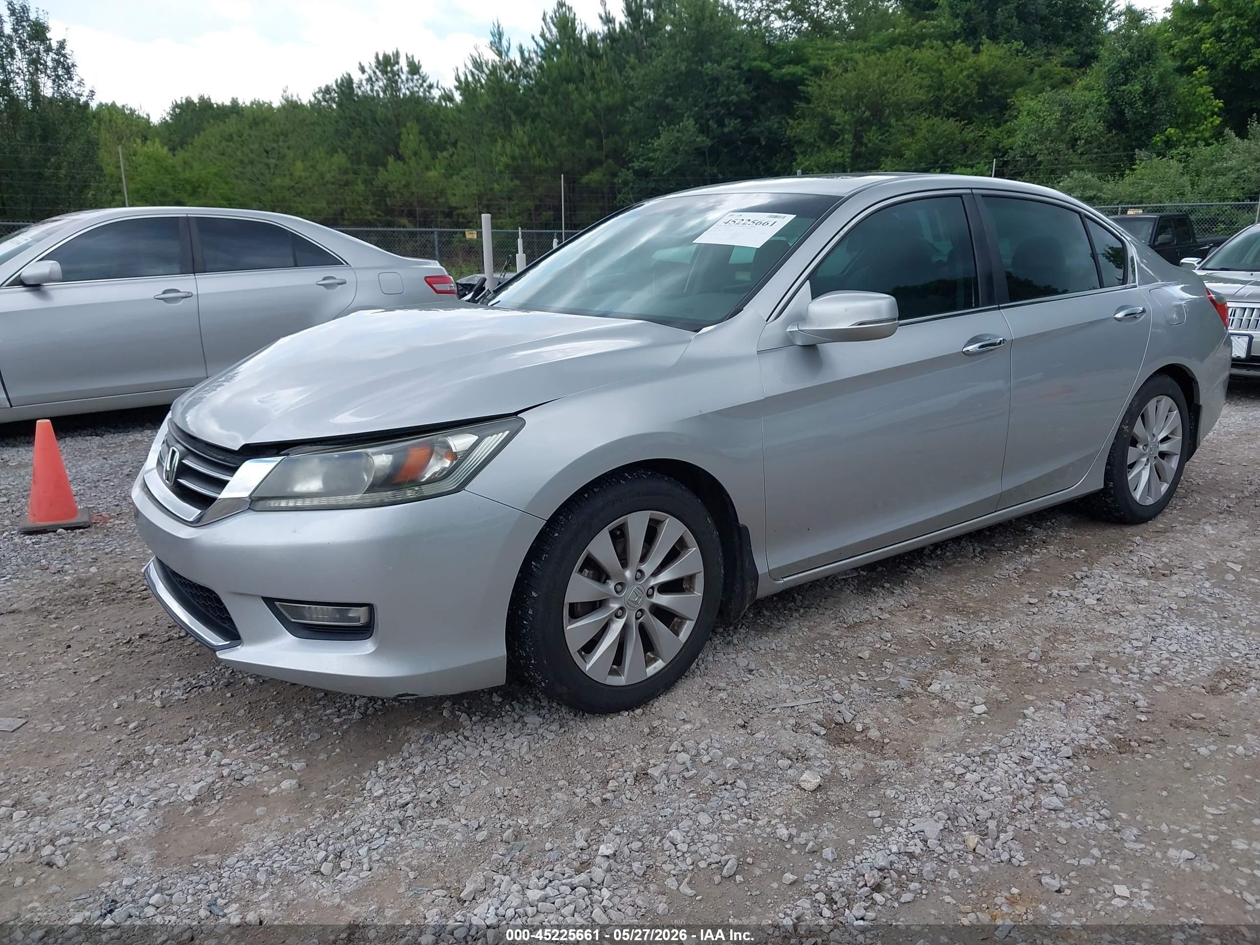 2013 Honda Accord Ex Silver vin: 1HGCR2F7XDA007381