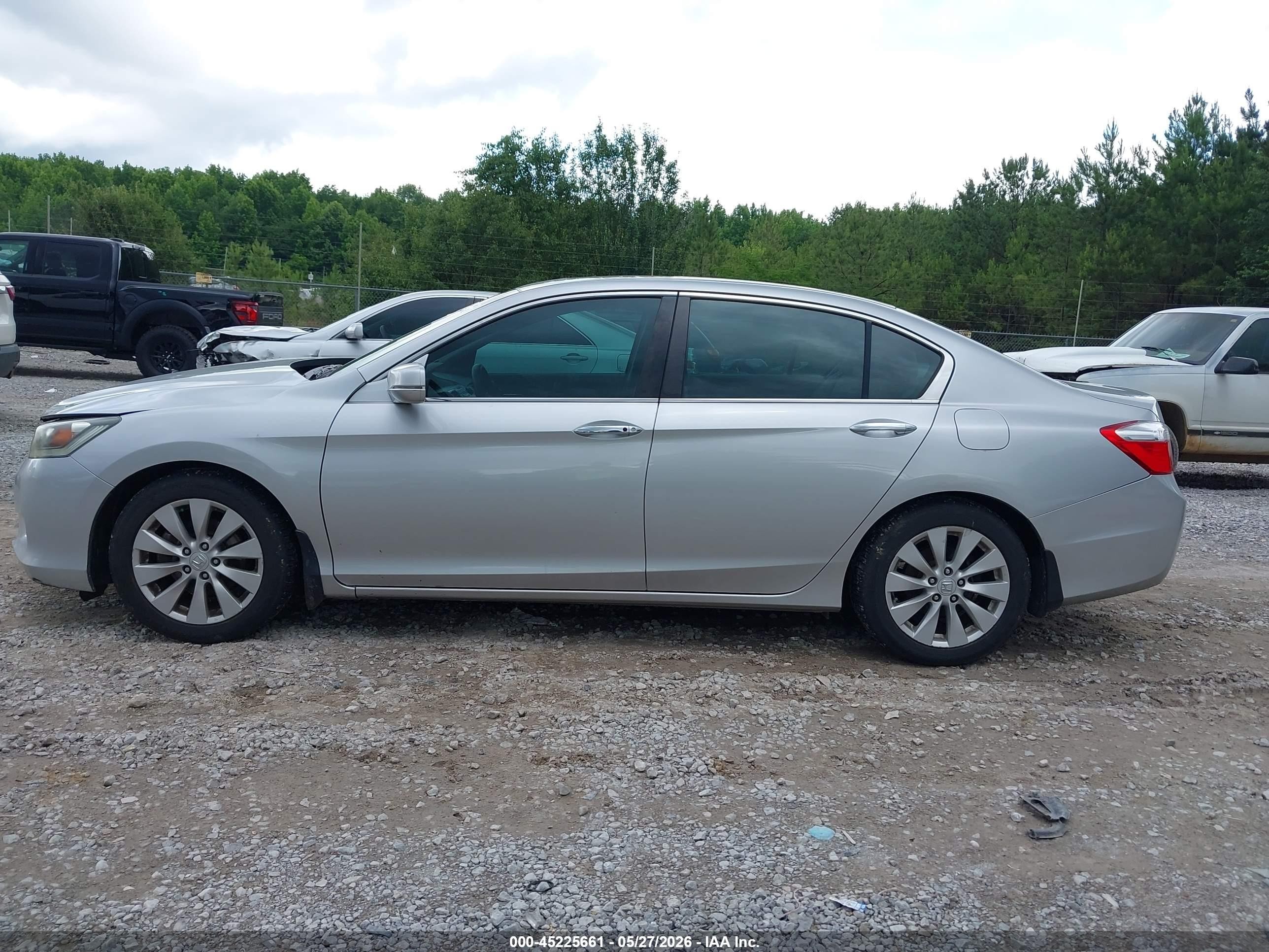 2013 Honda Accord Ex Silver vin: 1HGCR2F7XDA007381