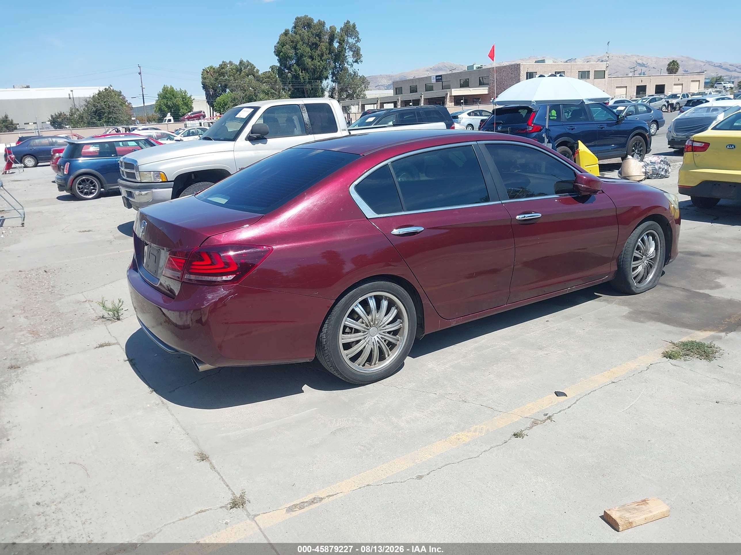 2013 Honda Accord Ex Maroon vin: 1HGCR2F7XDA072537