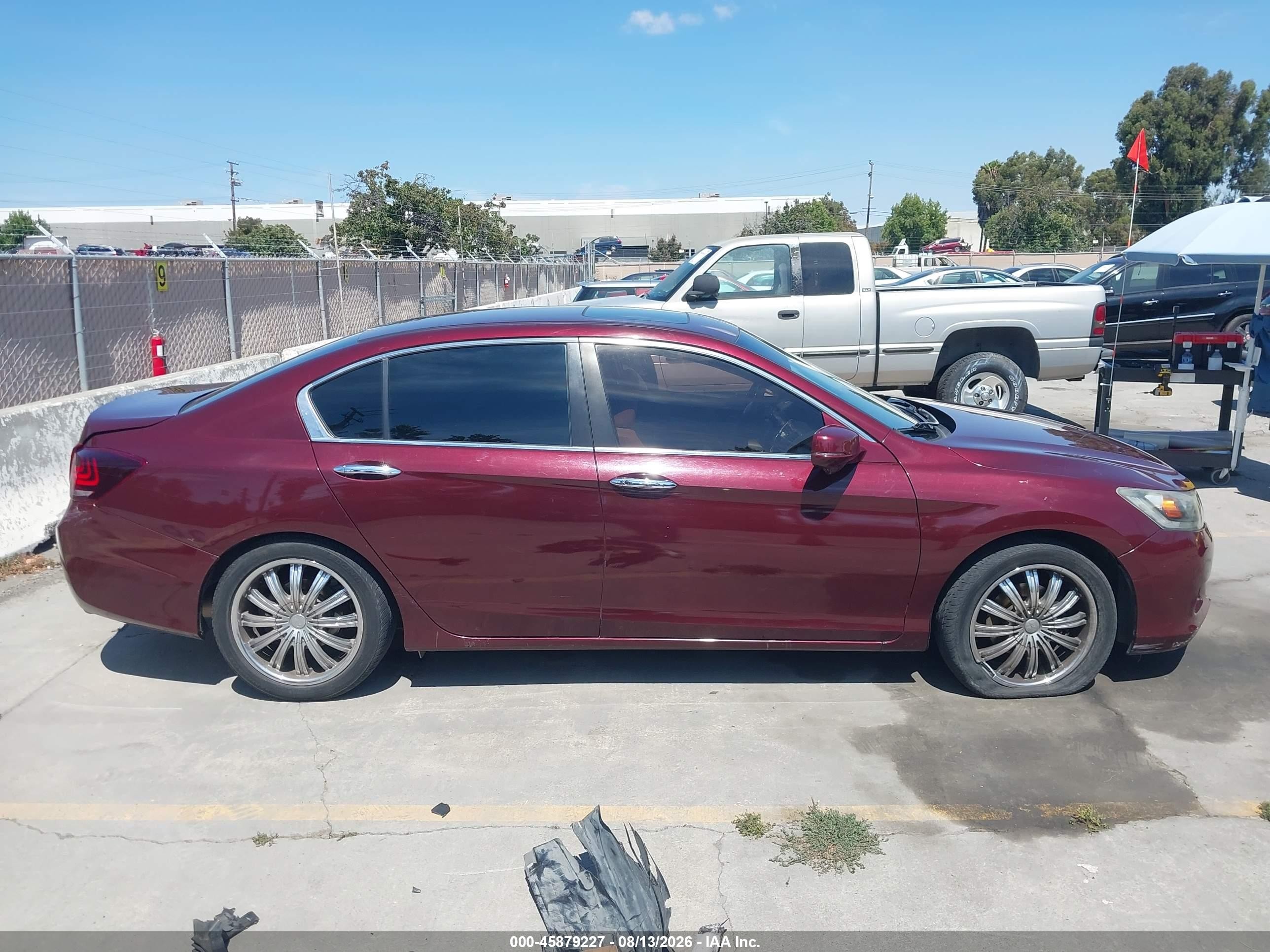2013 Honda Accord Ex Maroon vin: 1HGCR2F7XDA072537