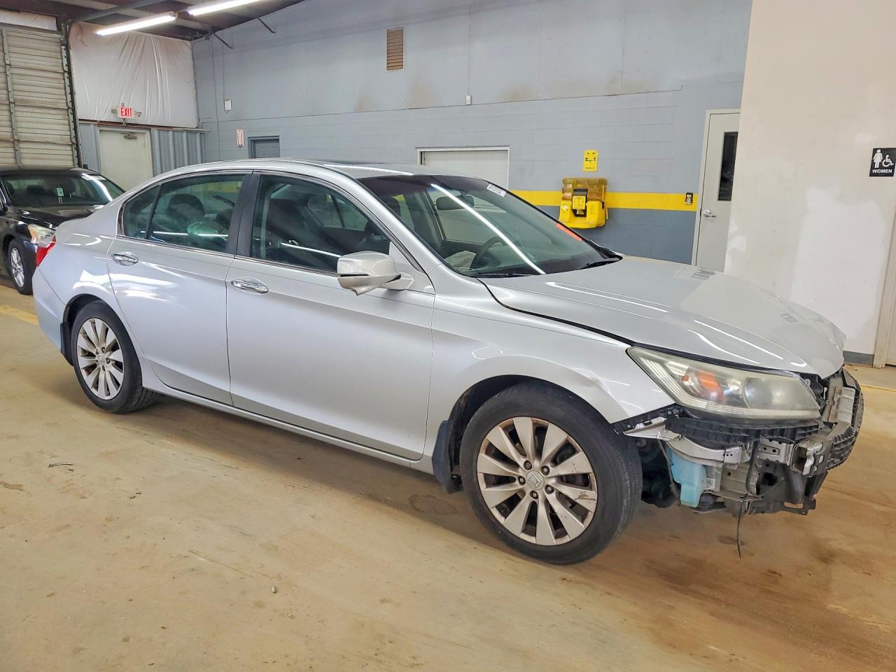 2013 Honda Accord Ex Silver vin: 1HGCR2F7XDA209766
