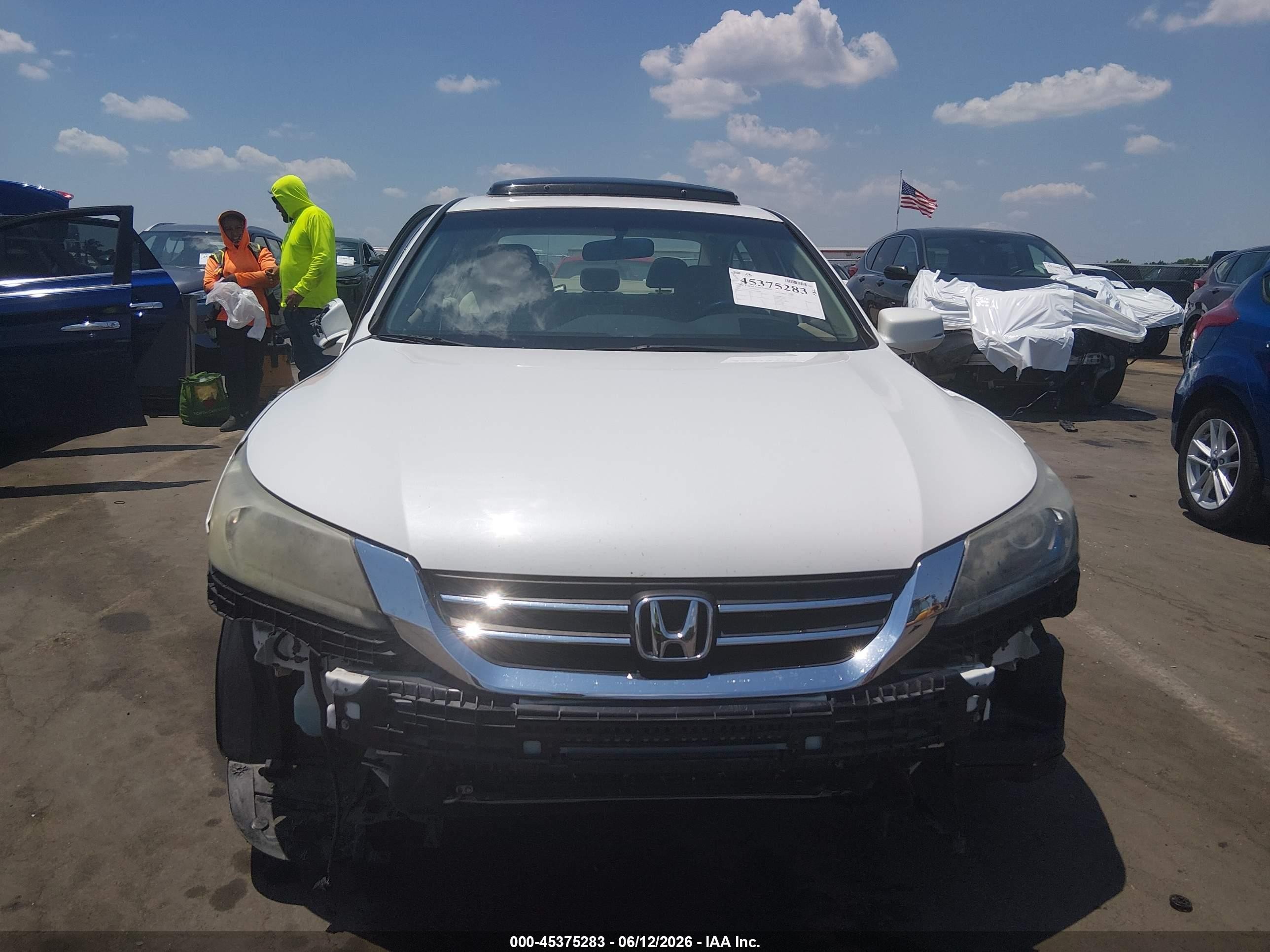 2013 Honda Accord Ex White vin: 1HGCR2F7XDA248986