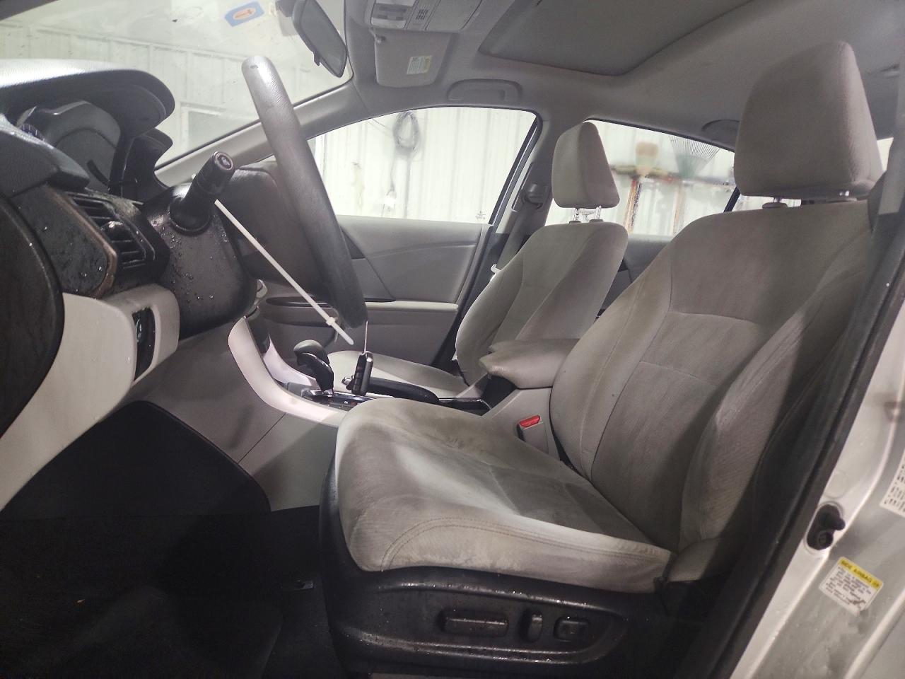 2015 Honda Accord Ex Silver vin: 1HGCR2F7XFA006198