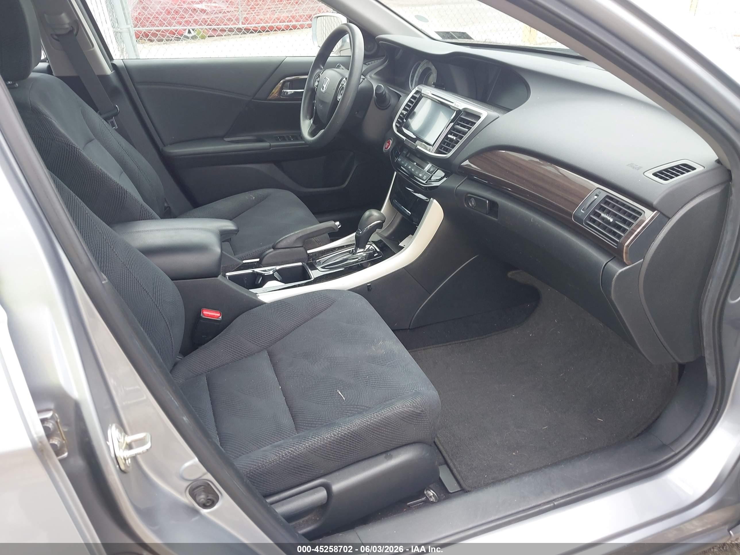 2016 Honda Accord Ex Silver vin: 1HGCR2F7XGA168253