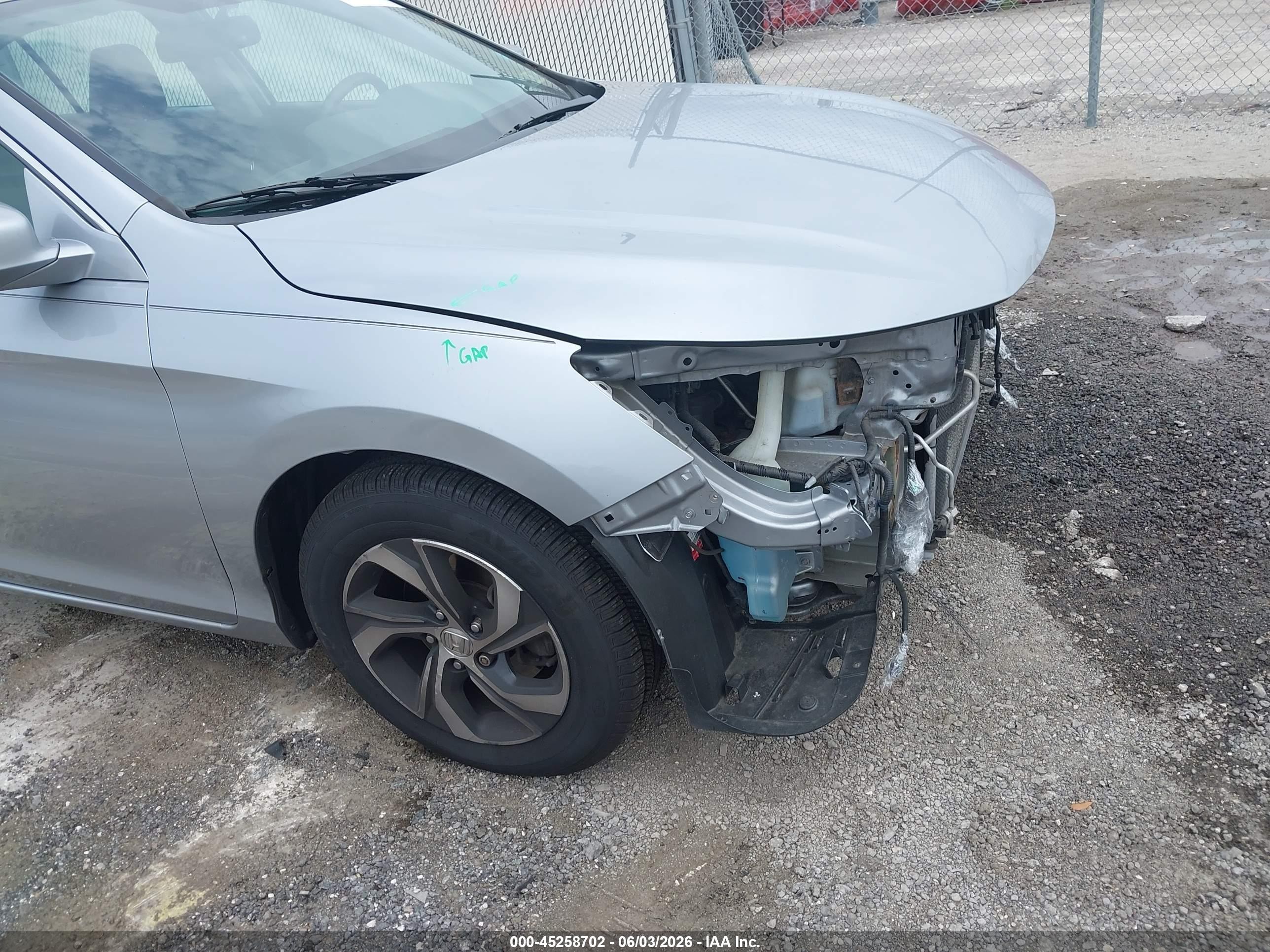 2016 Honda Accord Ex Silver vin: 1HGCR2F7XGA168253