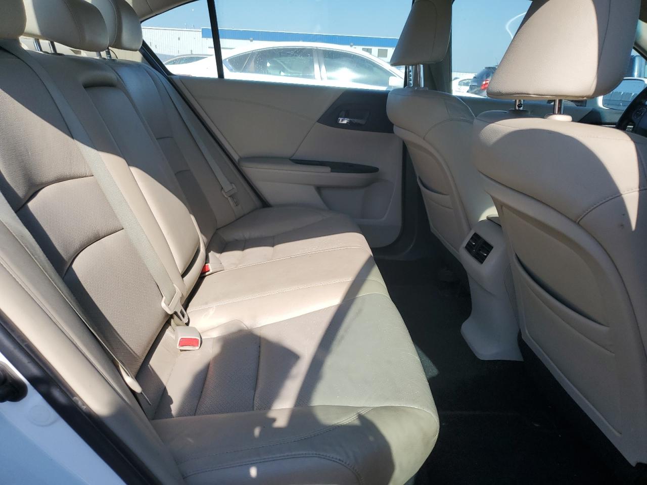 2013 Honda Accord Exl White vin: 1HGCR2F80DA060017