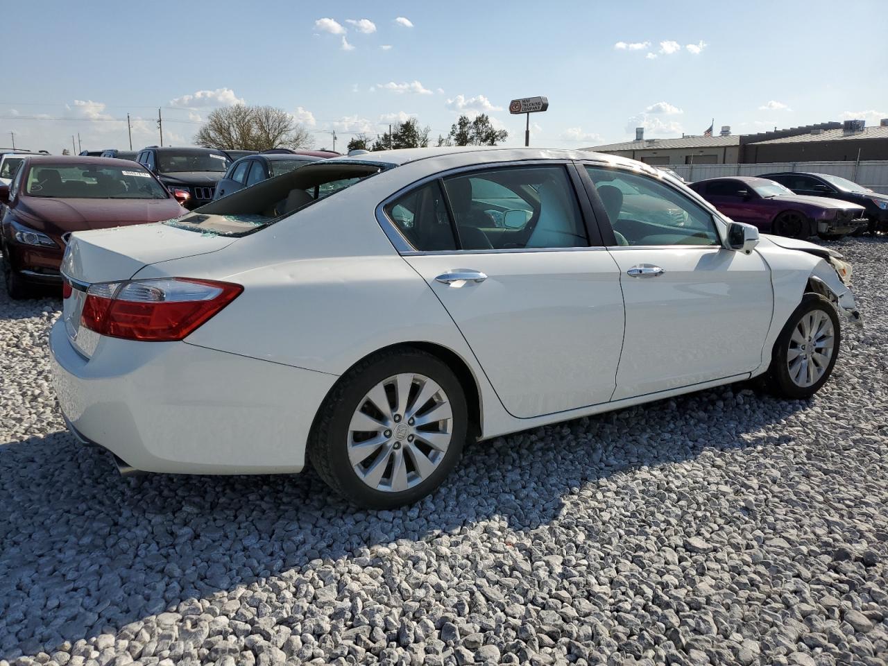 2013 Honda Accord Exl White vin: 1HGCR2F80DA060017