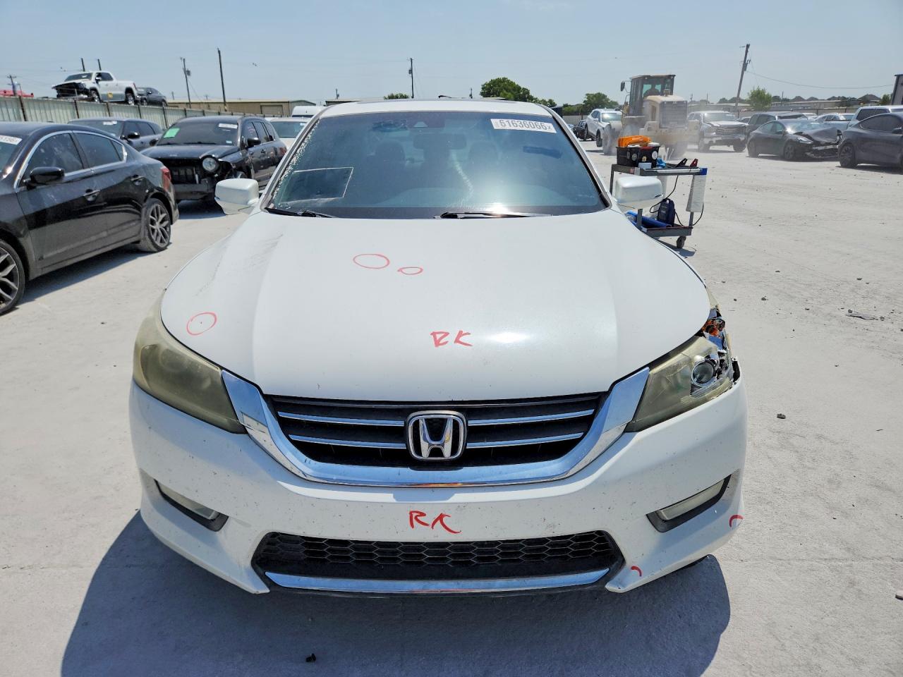 2013 Honda Accord Exl White vin: 1HGCR2F80DA164619