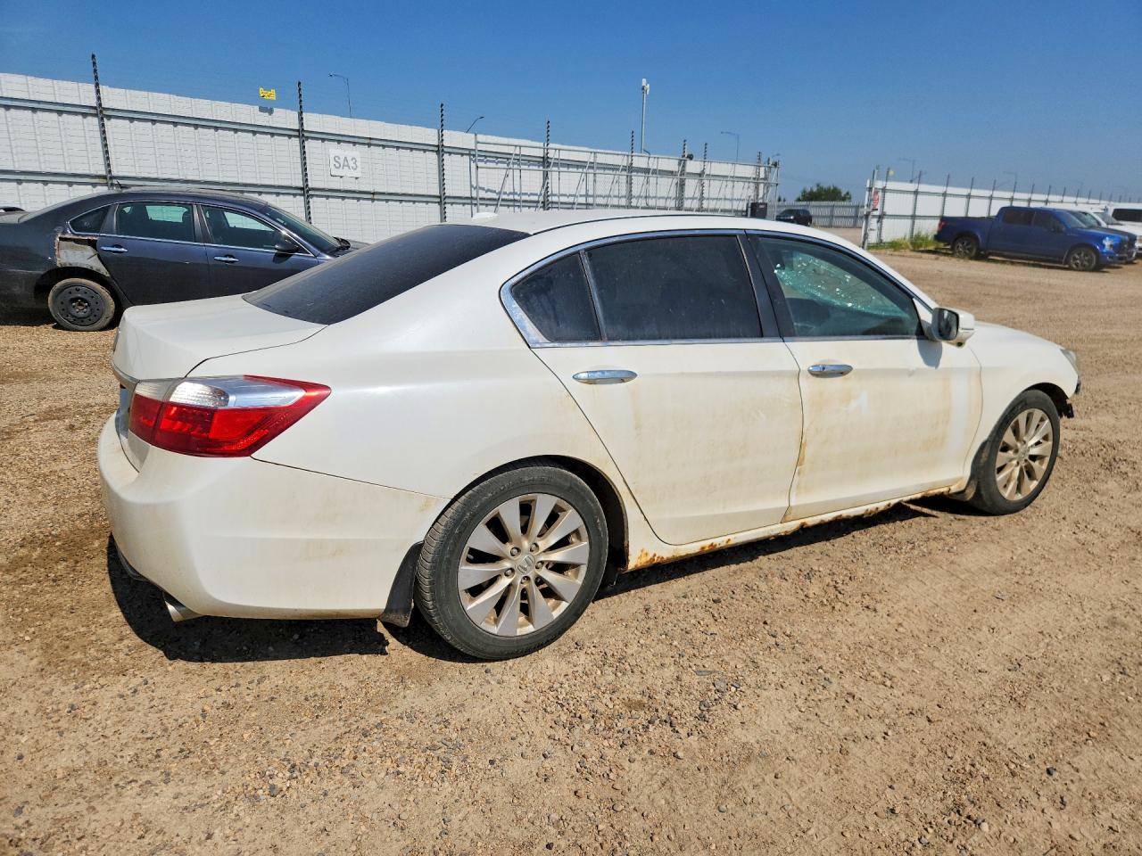 2013 Honda Accord Exl White vin: 1HGCR2F80DA802688