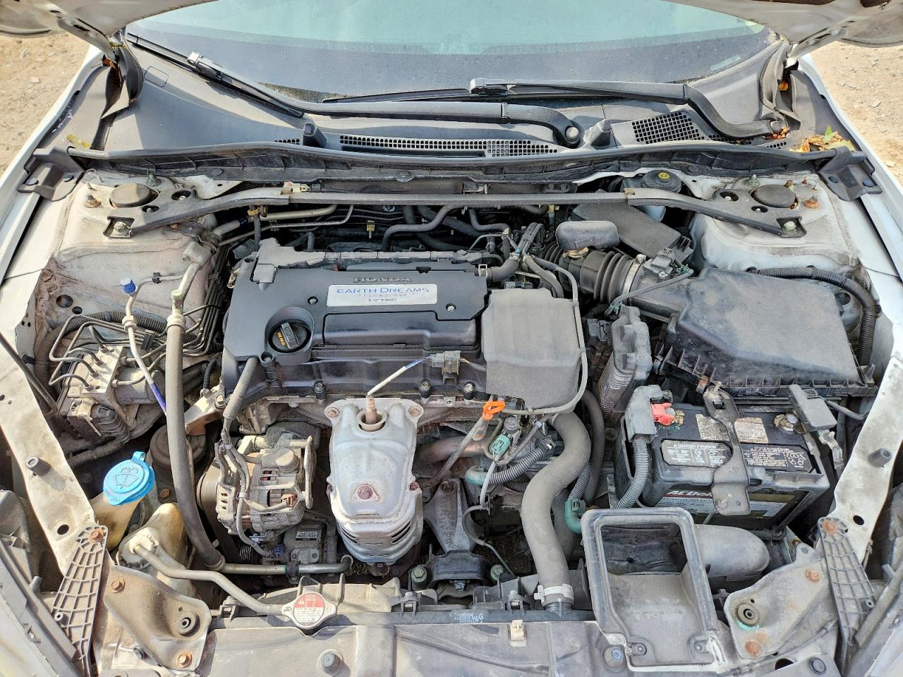 2015 Honda Accord Exl White vin: 1HGCR2F80FA065947