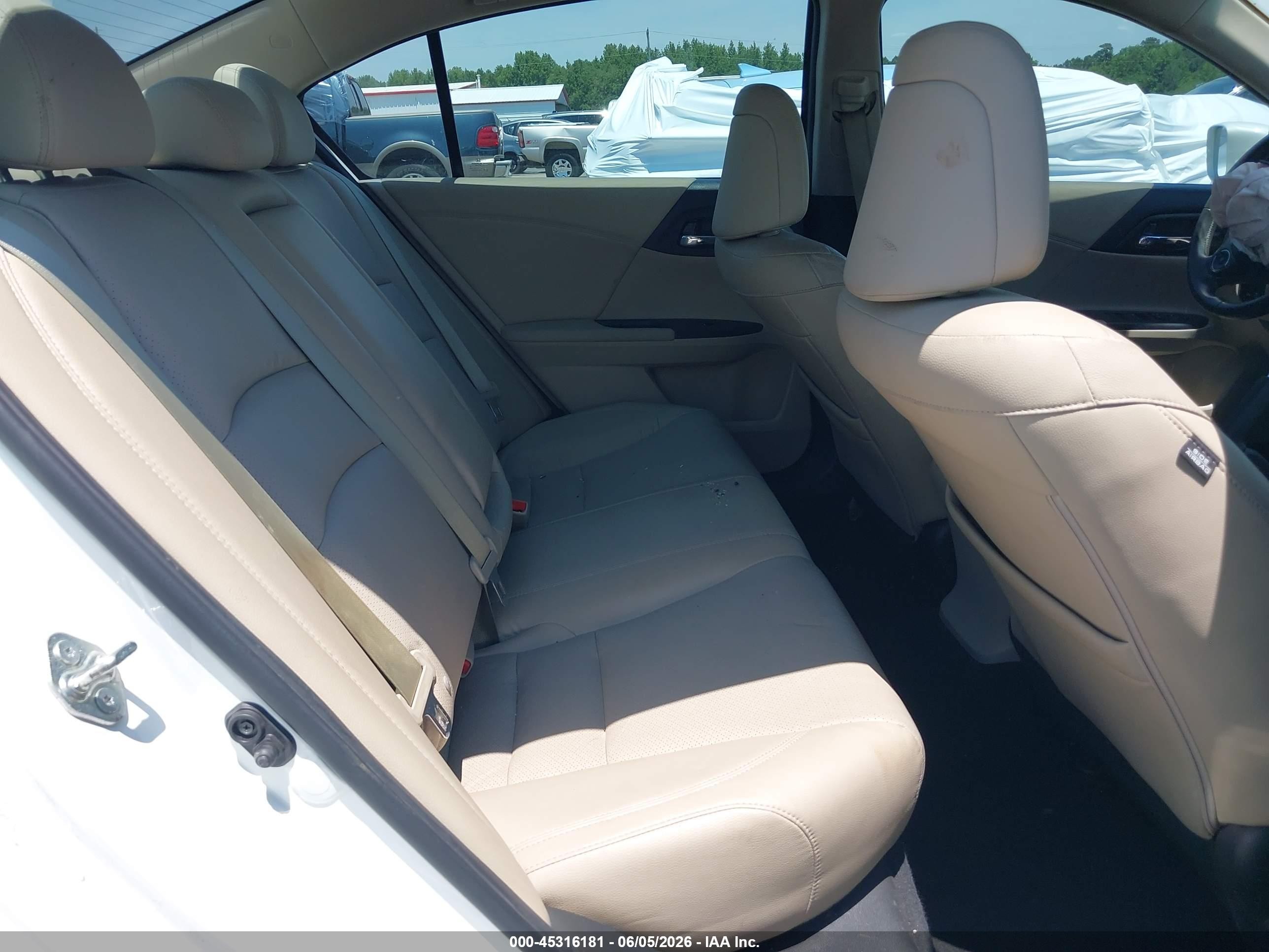 2015 Honda Accord Ex-l White vin: 1HGCR2F80FA220593