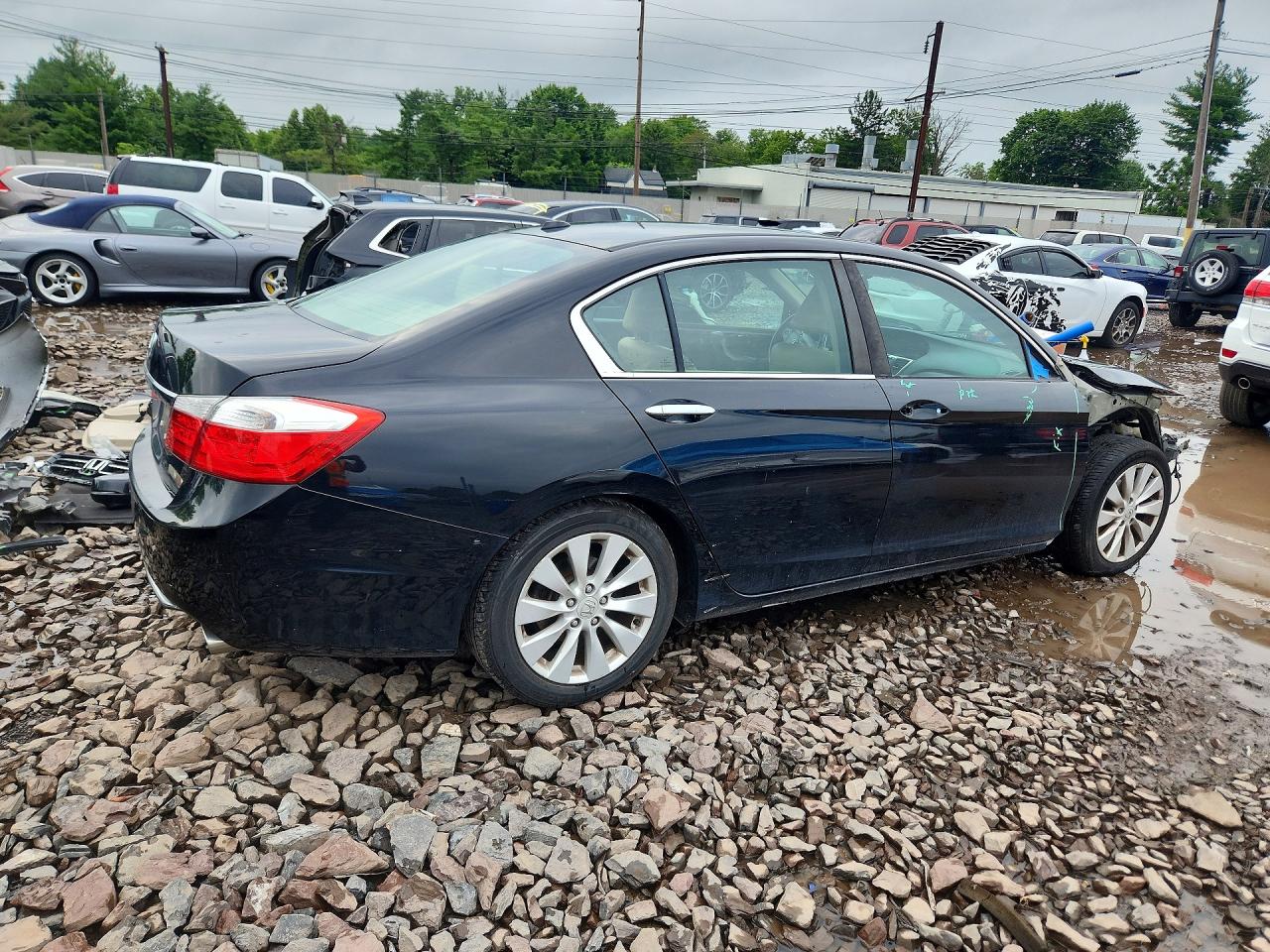 2015 Honda Accord Exl Черный vin: 1HGCR2F80FA235384