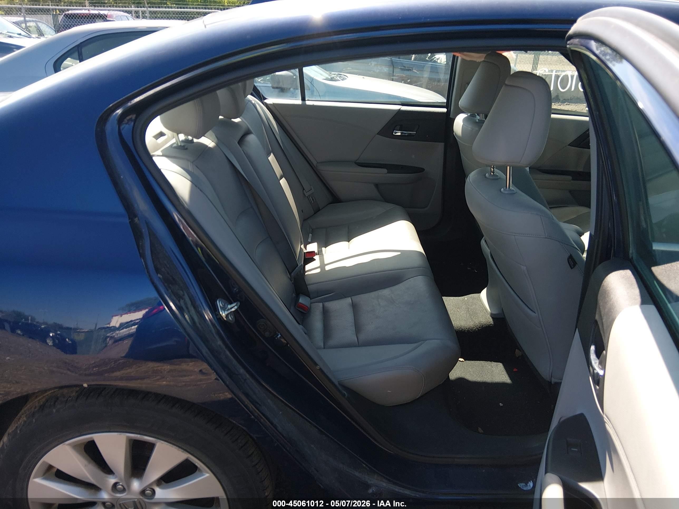 2015 Honda Accord Ex-l Синий vin: 1HGCR2F80FA240147