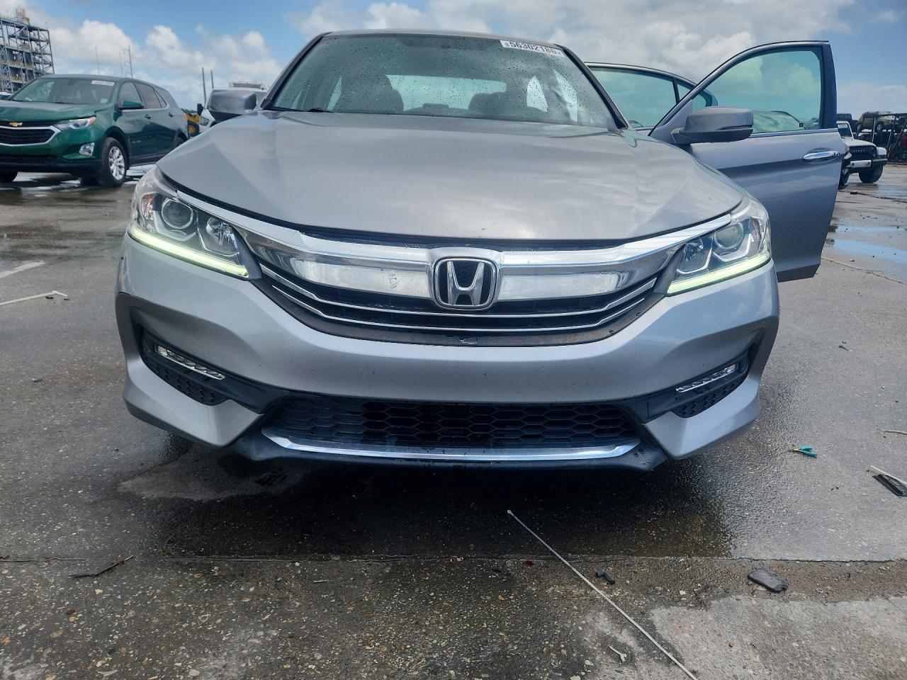 2017 Honda Accord Exl Silver vin: 1HGCR2F80HA241639