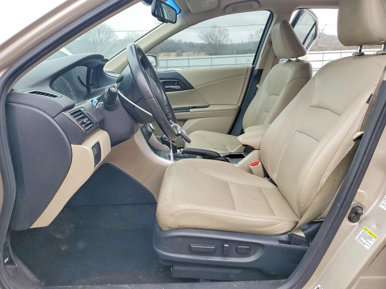 2013 Honda Accord Tan vin: 1HGCR2F81DA221829