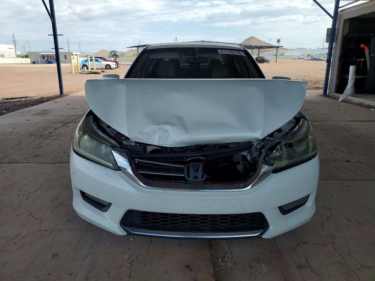 2015 Honda Accord Exl White vin: 1HGCR2F81FA155530