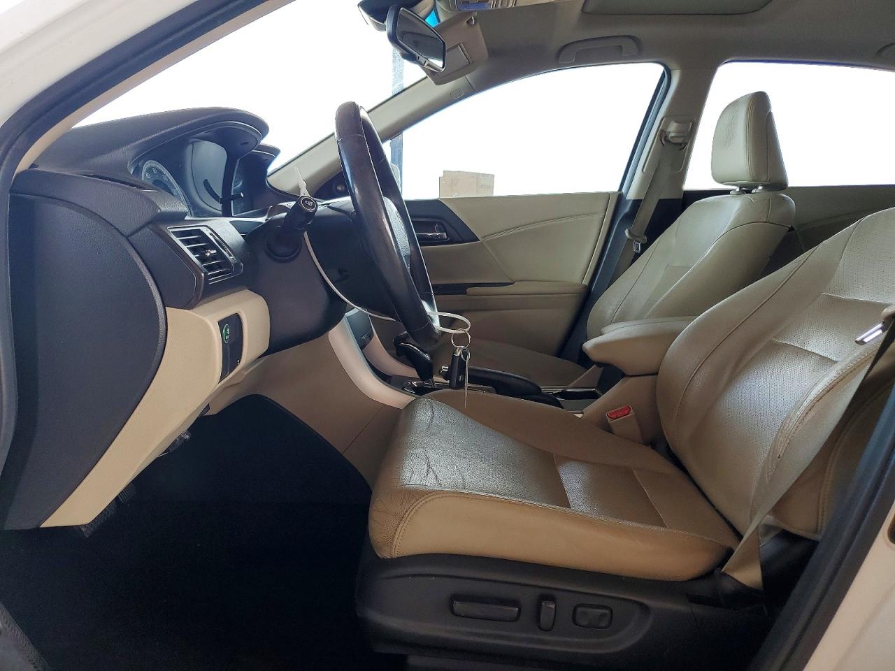 2015 Honda Accord Exl White vin: 1HGCR2F81FA155530