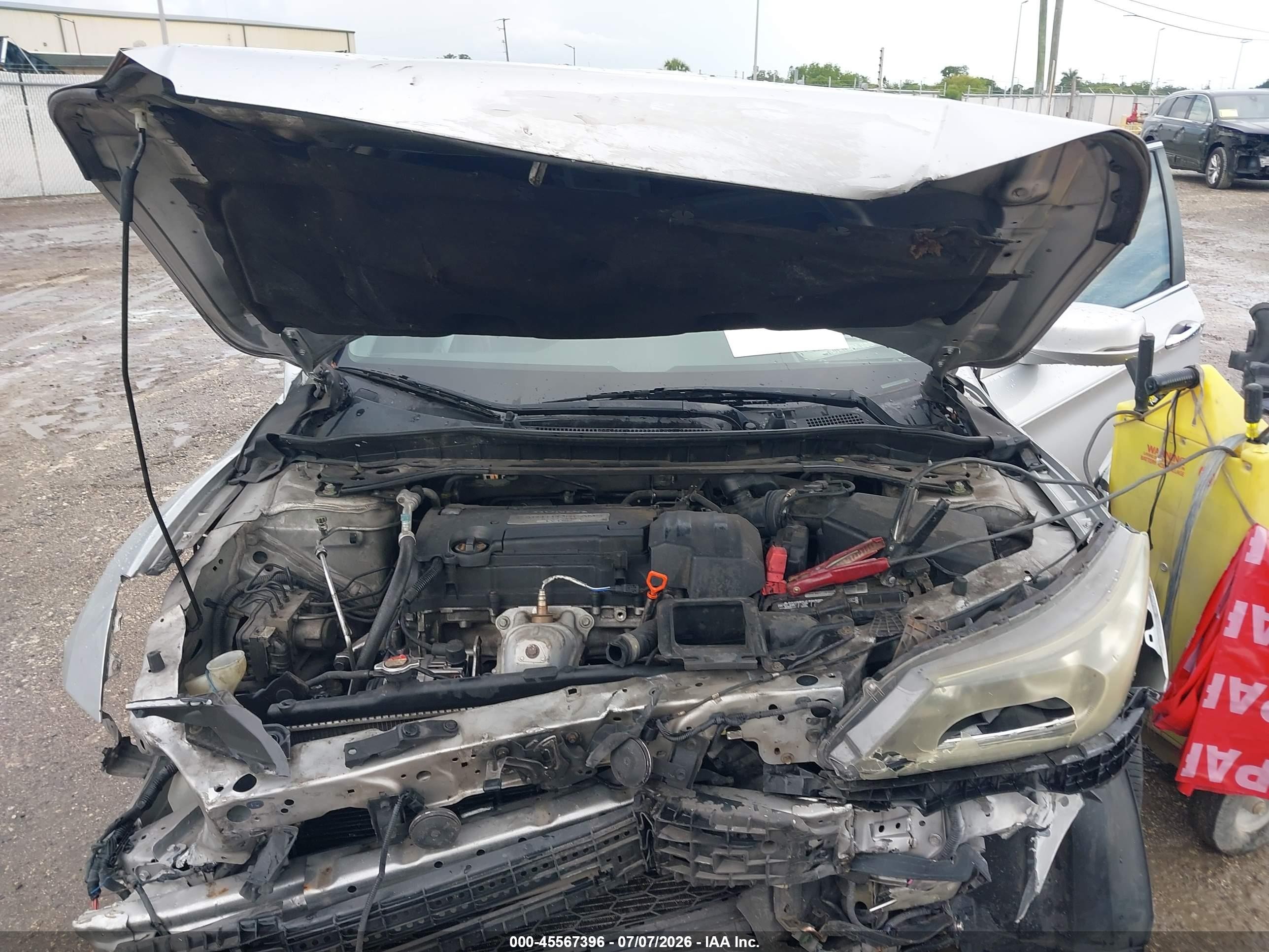 2013 Honda Accord Ex-l Silver vin: 1HGCR2F82DA136577