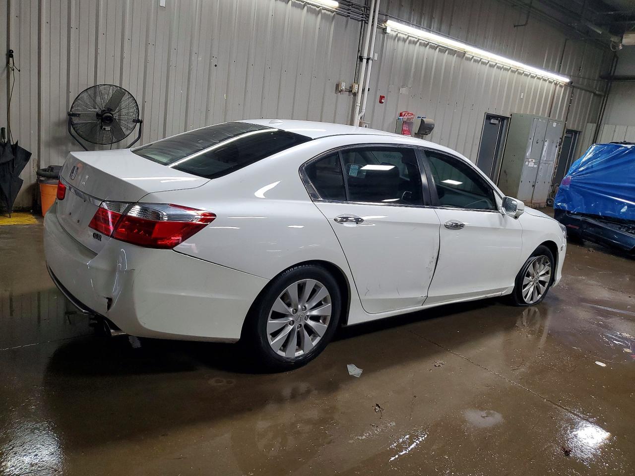 2015 Honda Accord Exl White vin: 1HGCR2F82FA043691