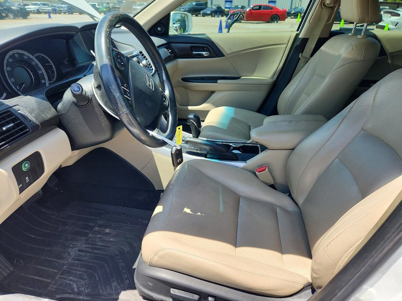 2015 Honda Accord Exl White vin: 1HGCR2F82FA146335
