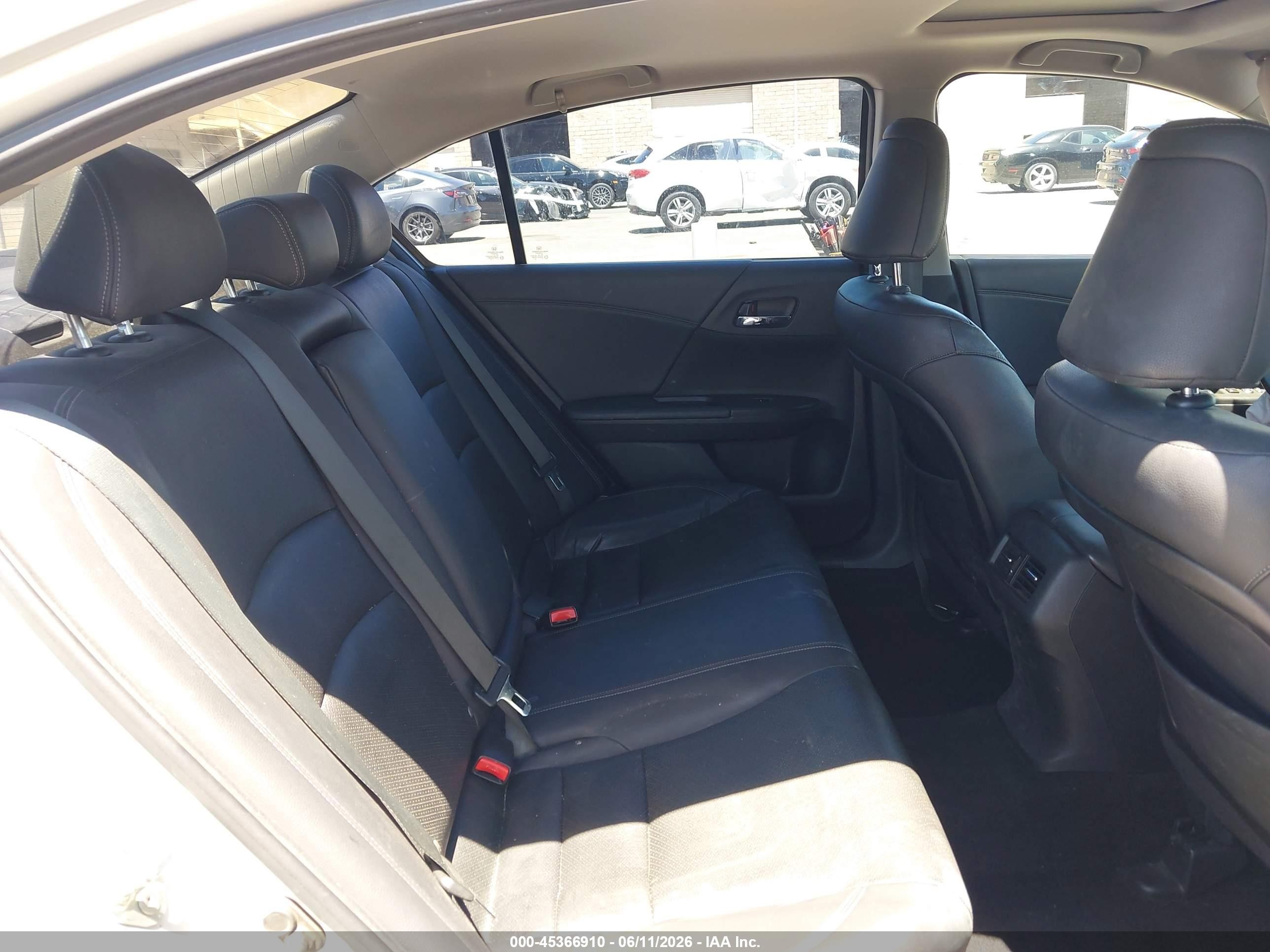 2013 Honda Accord Ex-l Silver vin: 1HGCR2F83DA009658