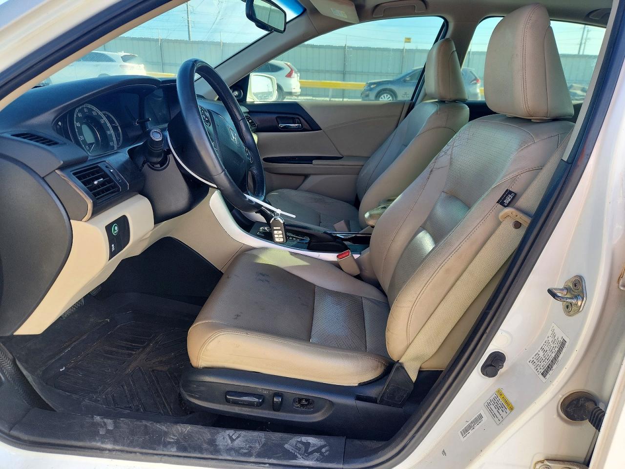 2013 Honda Accord Exl White vin: 1HGCR2F83DA092153