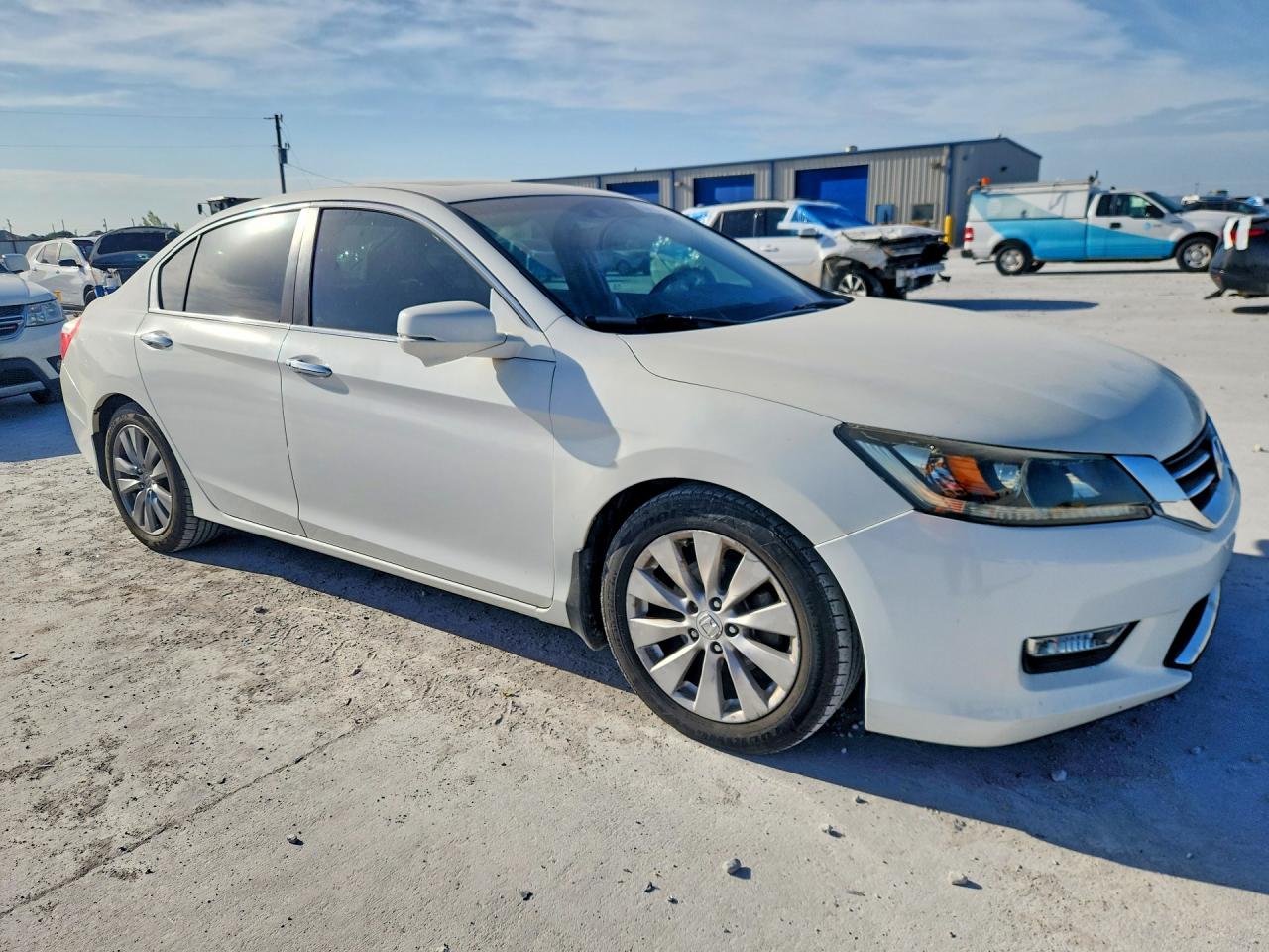 2013 Honda Accord Exl White vin: 1HGCR2F83DA092153