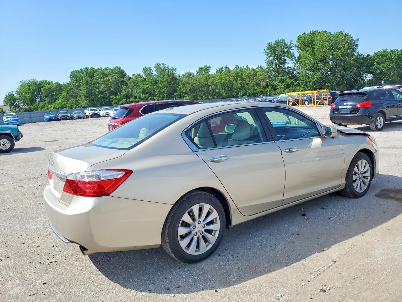 2013 Honda Accord Exl Gold vin: 1HGCR2F83DA111963