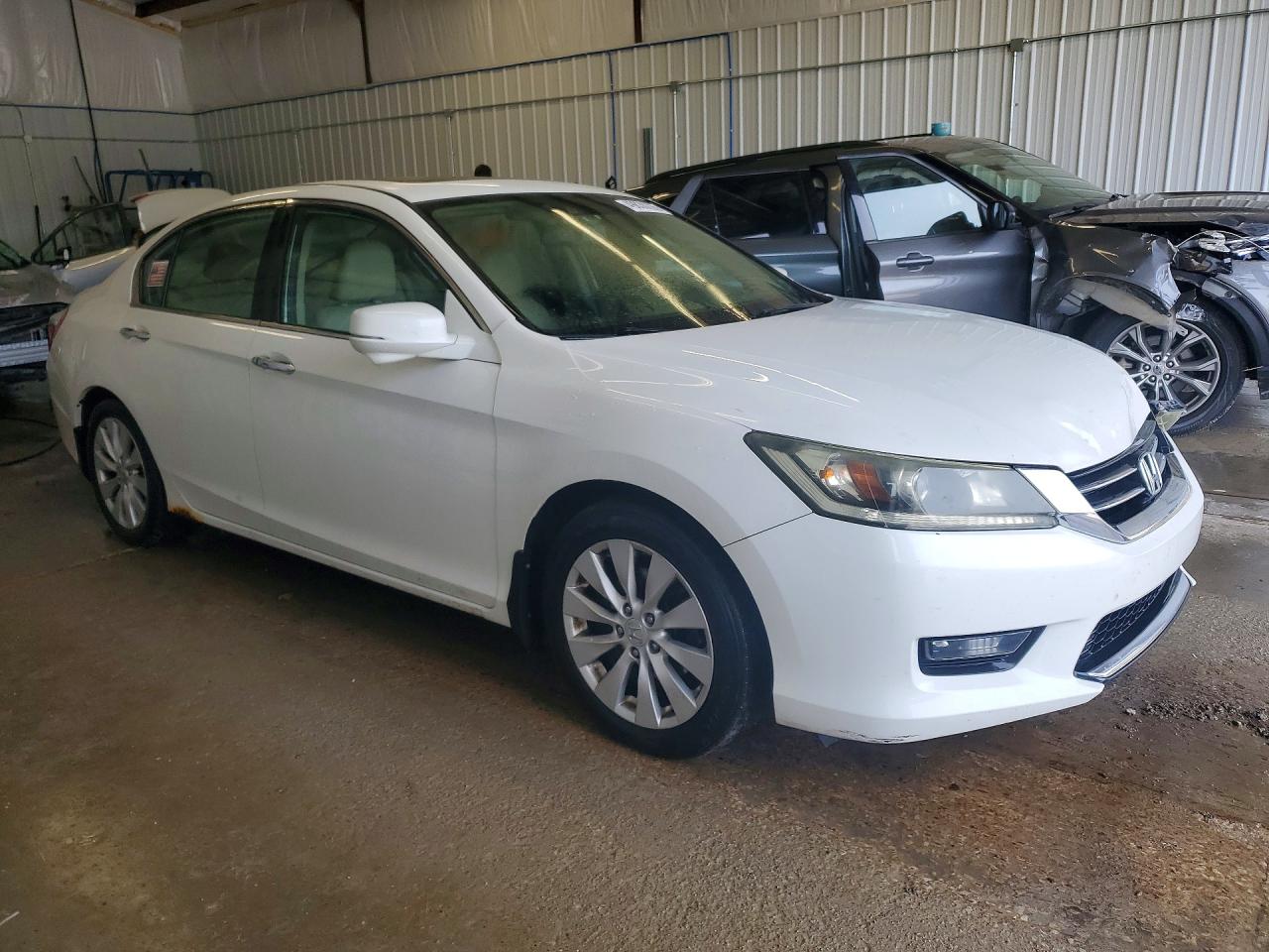 2015 Honda Accord Exl White vin: 1HGCR2F83FA014541