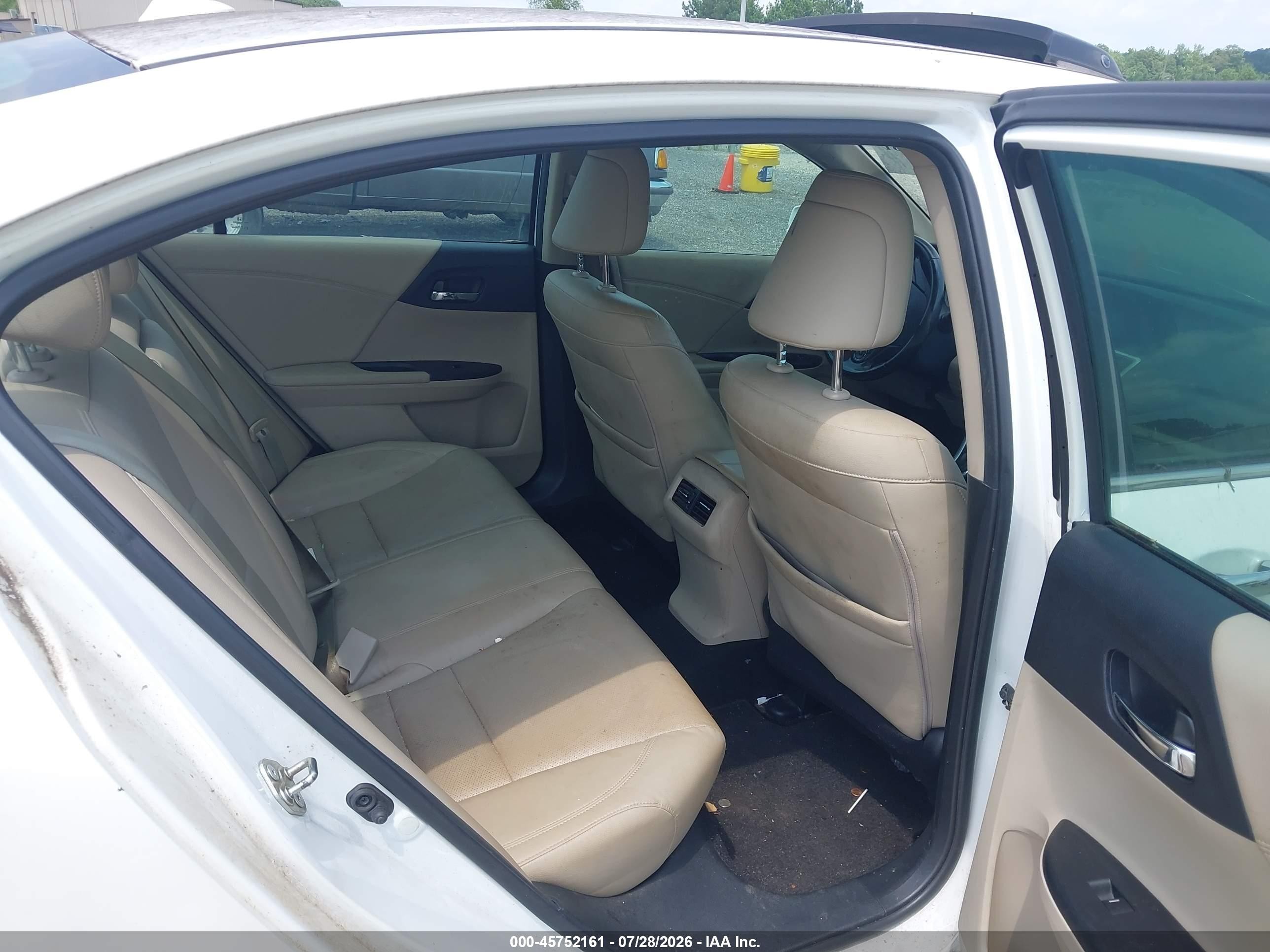 2015 Honda Accord Ex-l White vin: 1HGCR2F83FA067305