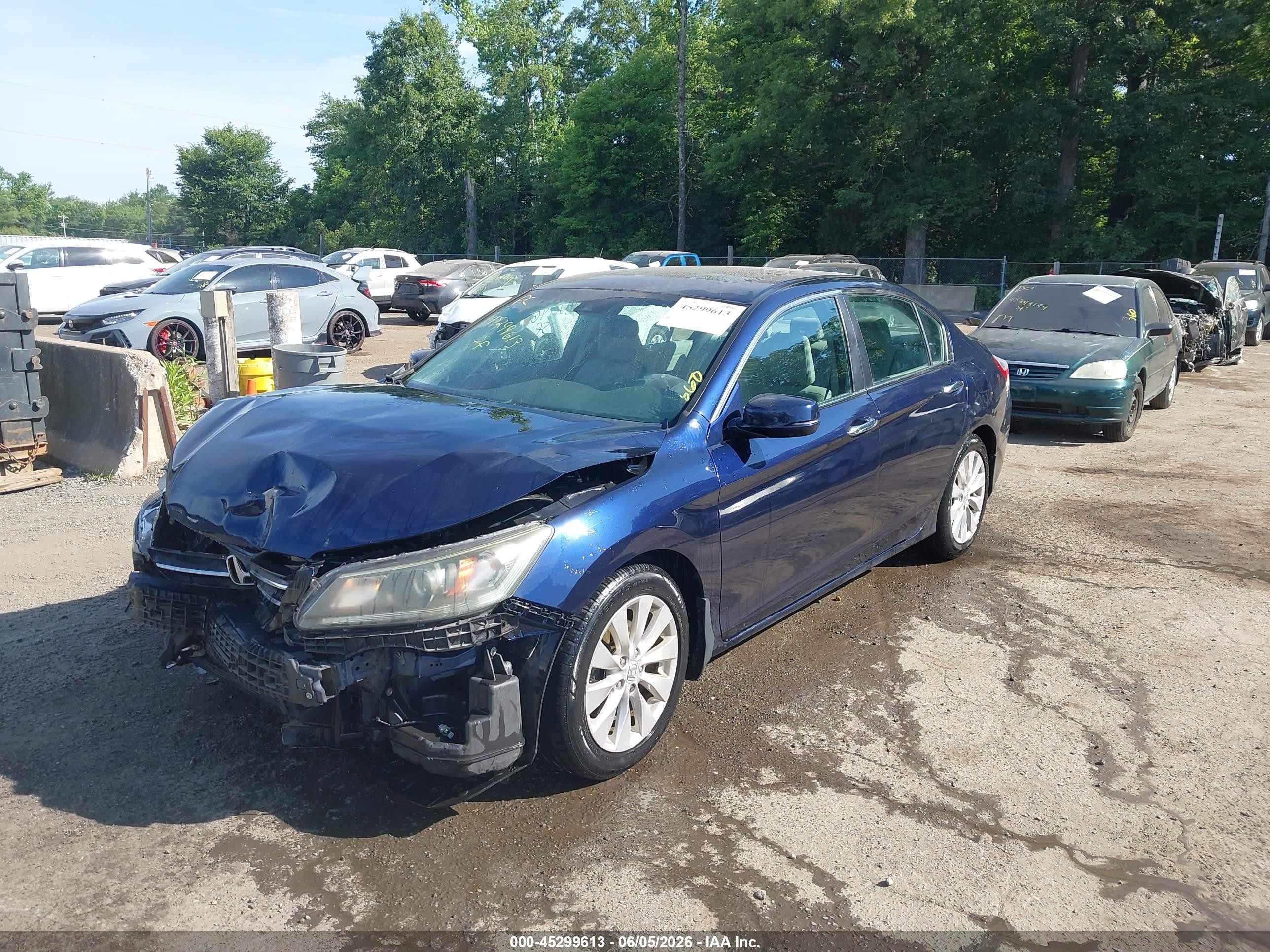 2015 Honda Accord Ex-l Blue vin: 1HGCR2F83FA150491