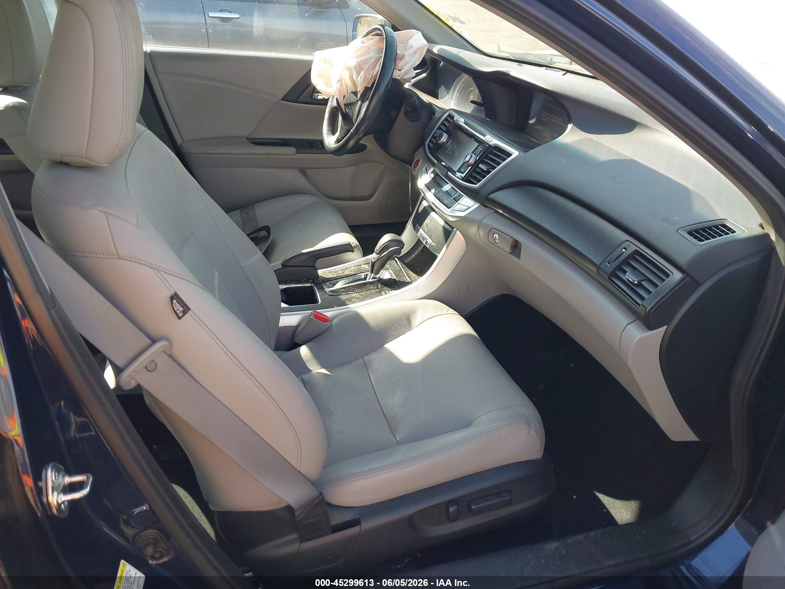 2015 Honda Accord Ex-l Blue vin: 1HGCR2F83FA150491