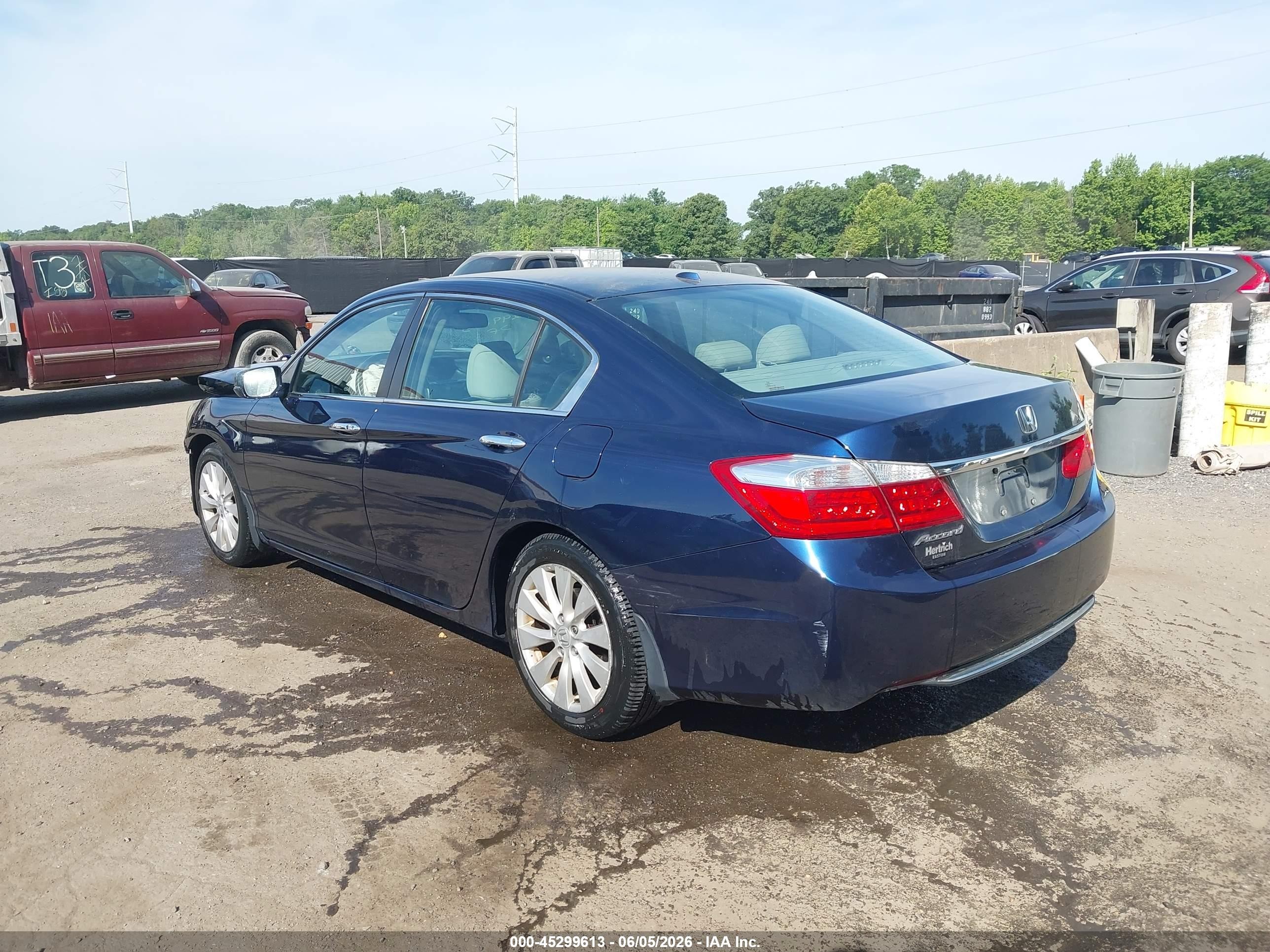 2015 Honda Accord Ex-l Blue vin: 1HGCR2F83FA150491