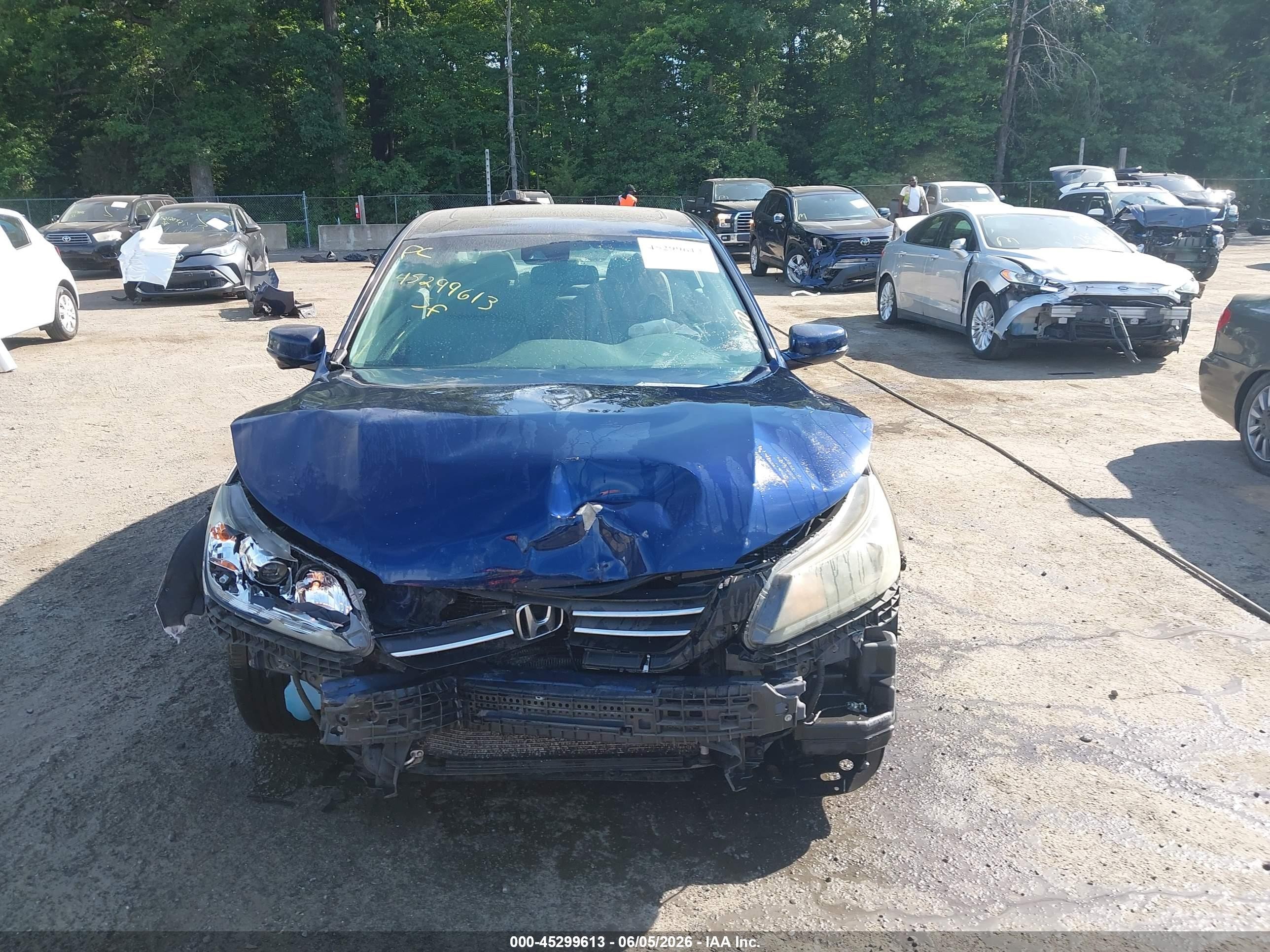 2015 Honda Accord Ex-l Blue vin: 1HGCR2F83FA150491